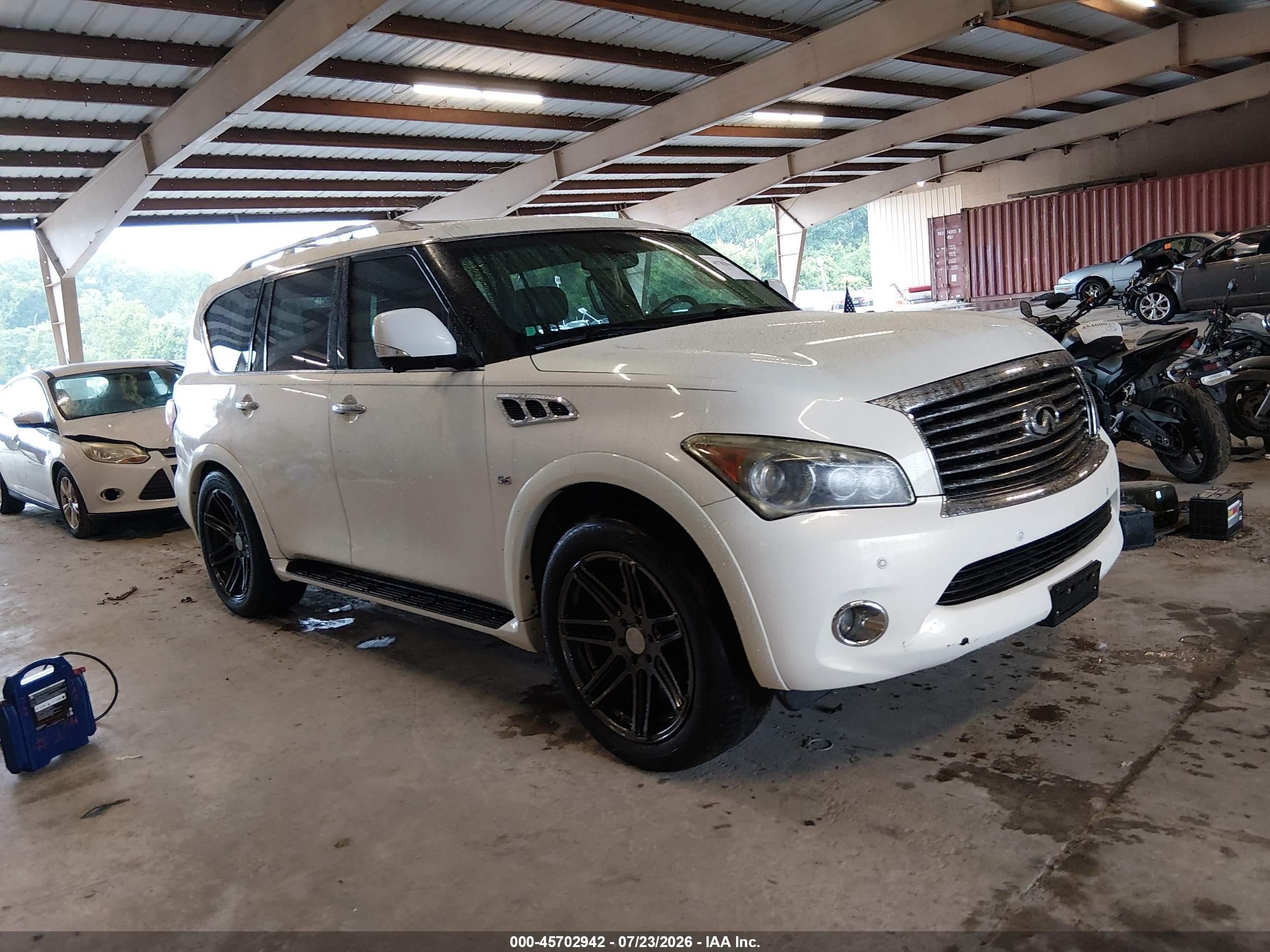 2014 Infiniti QX80, VIN JN8AZ2NF5E9553320 — Normal wear