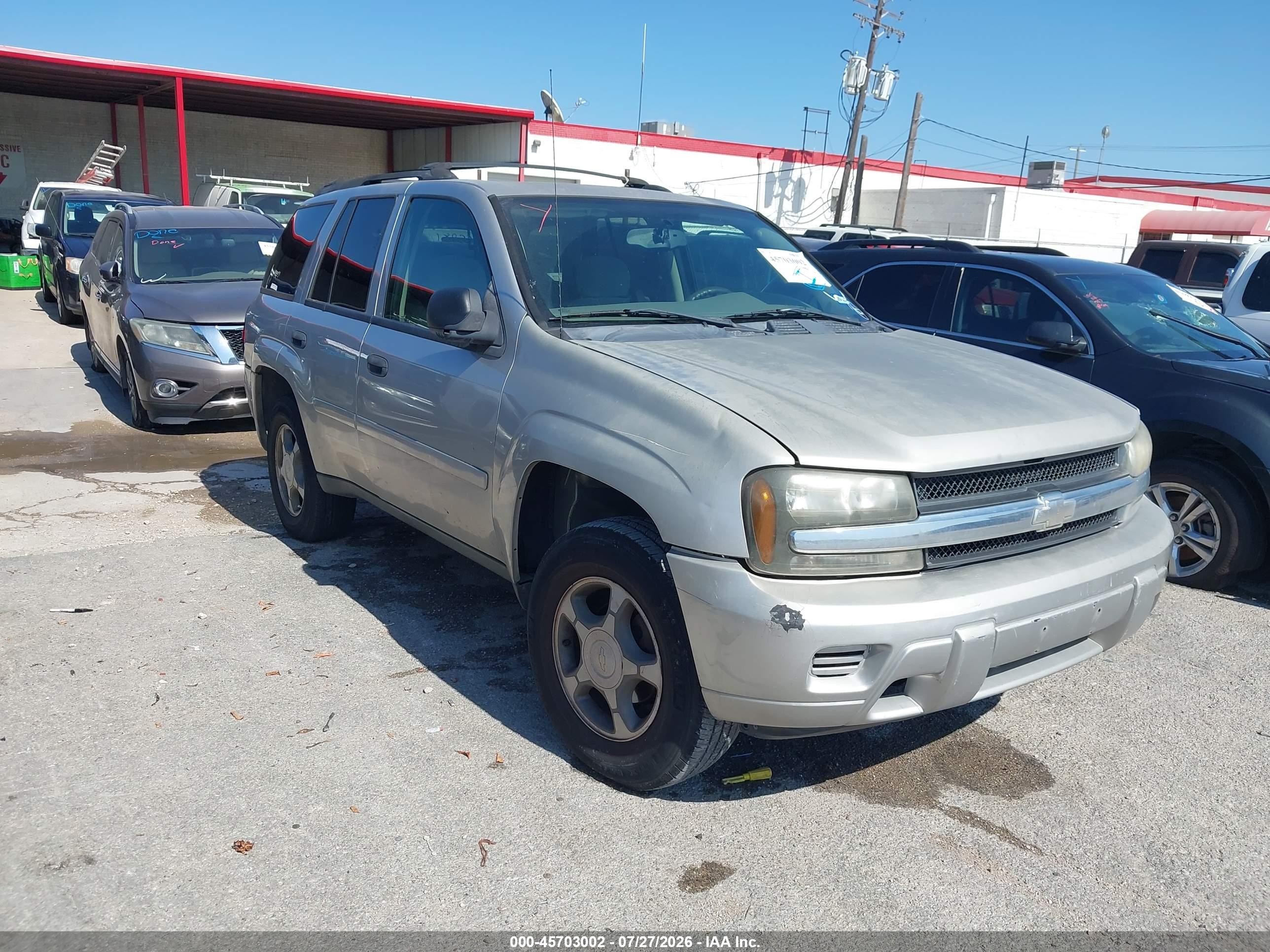 2007 Chevrolet TrailBlazer LS, VIN 1GNDS13S672155981 — Normal wear