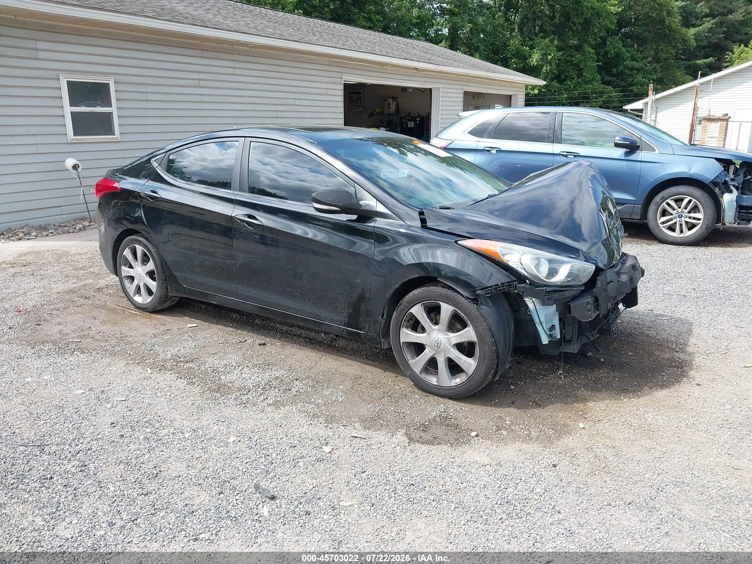 2011 Hyundai Elantra Limited, VIN 5NPDH4AE6BH034669 — Front end