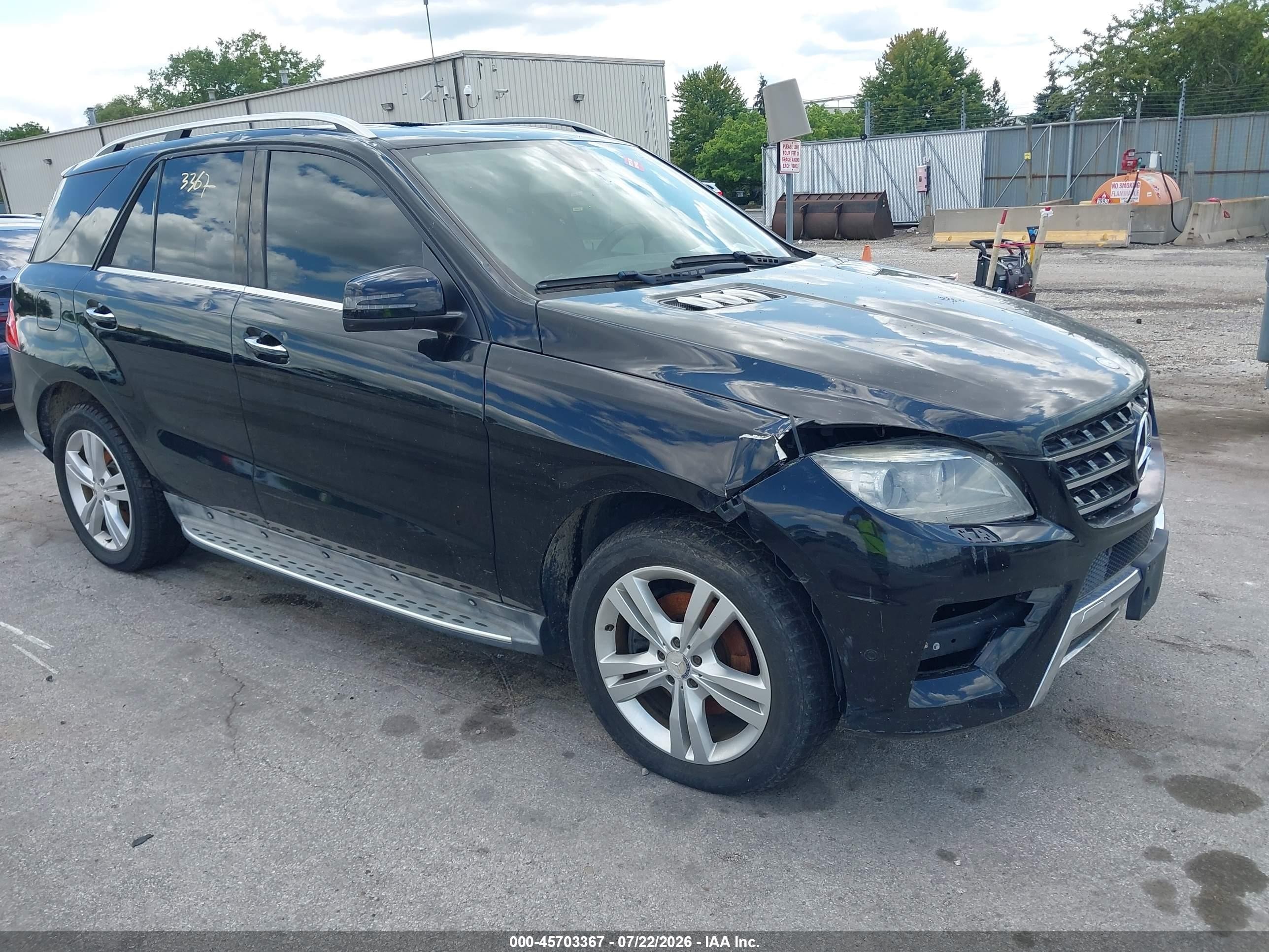 2015 Mercedes-Benz M 250, VIN 4JGDA0EB9FA484242 — Normal wear