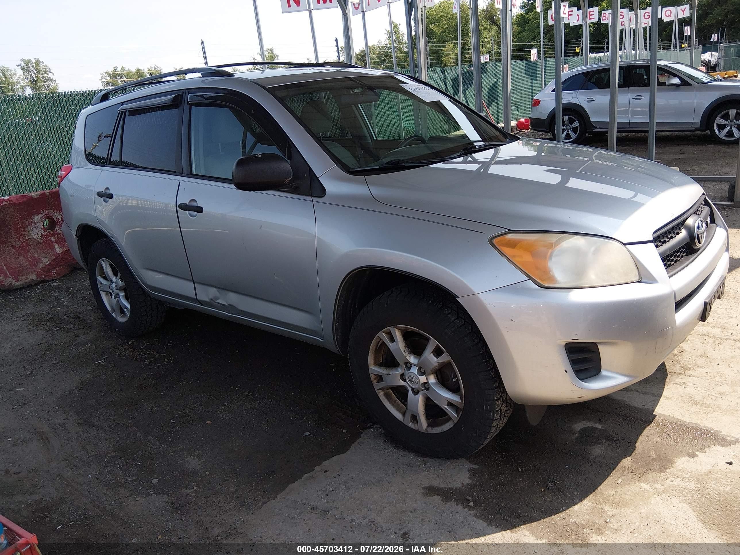 2009 Toyota RAV4, VIN 2T3BK33V39W002734 — Rear end