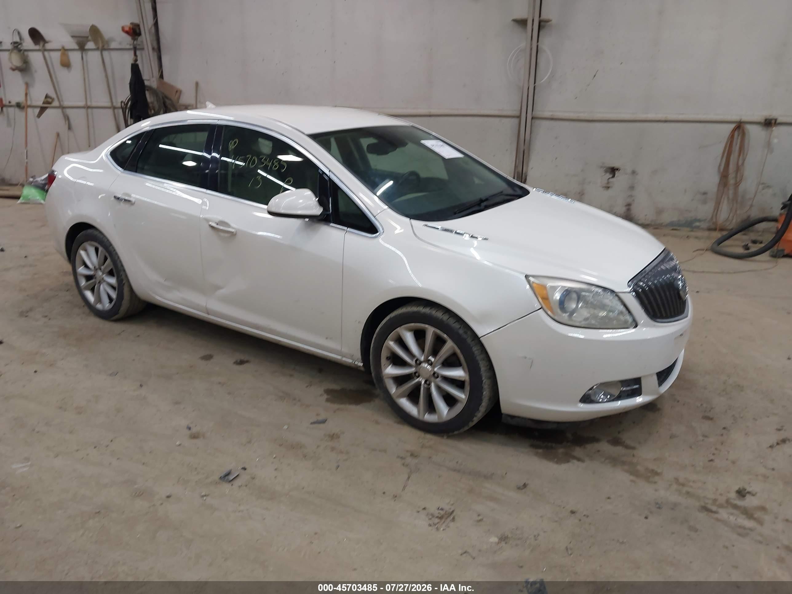 2013 Buick Verano, VIN 1G4PP5SK7D4244471 — Front end