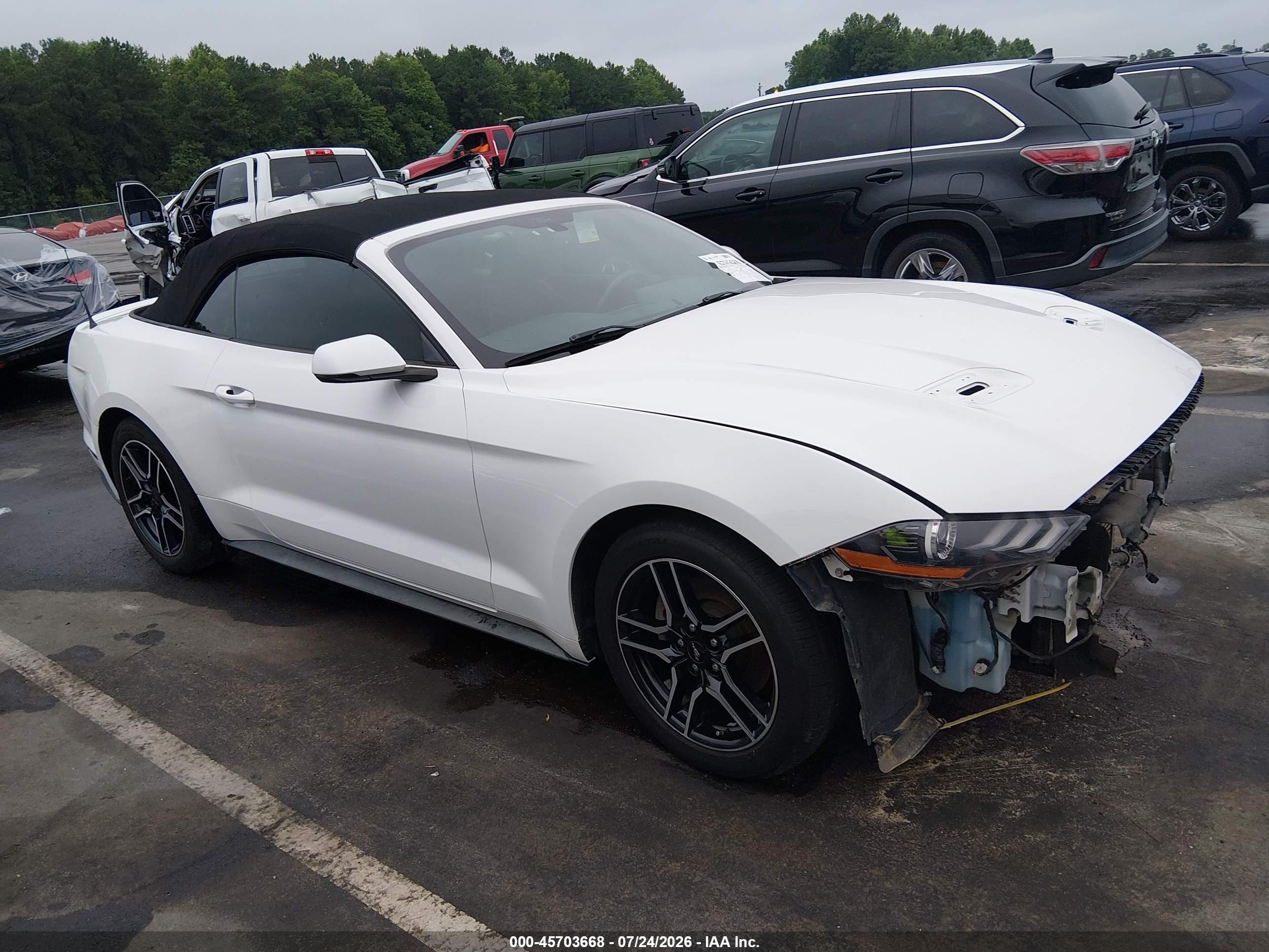2018 Ford Mustang EcoBoost Premium, VIN 1FATP8UH9J5111146 — Front end