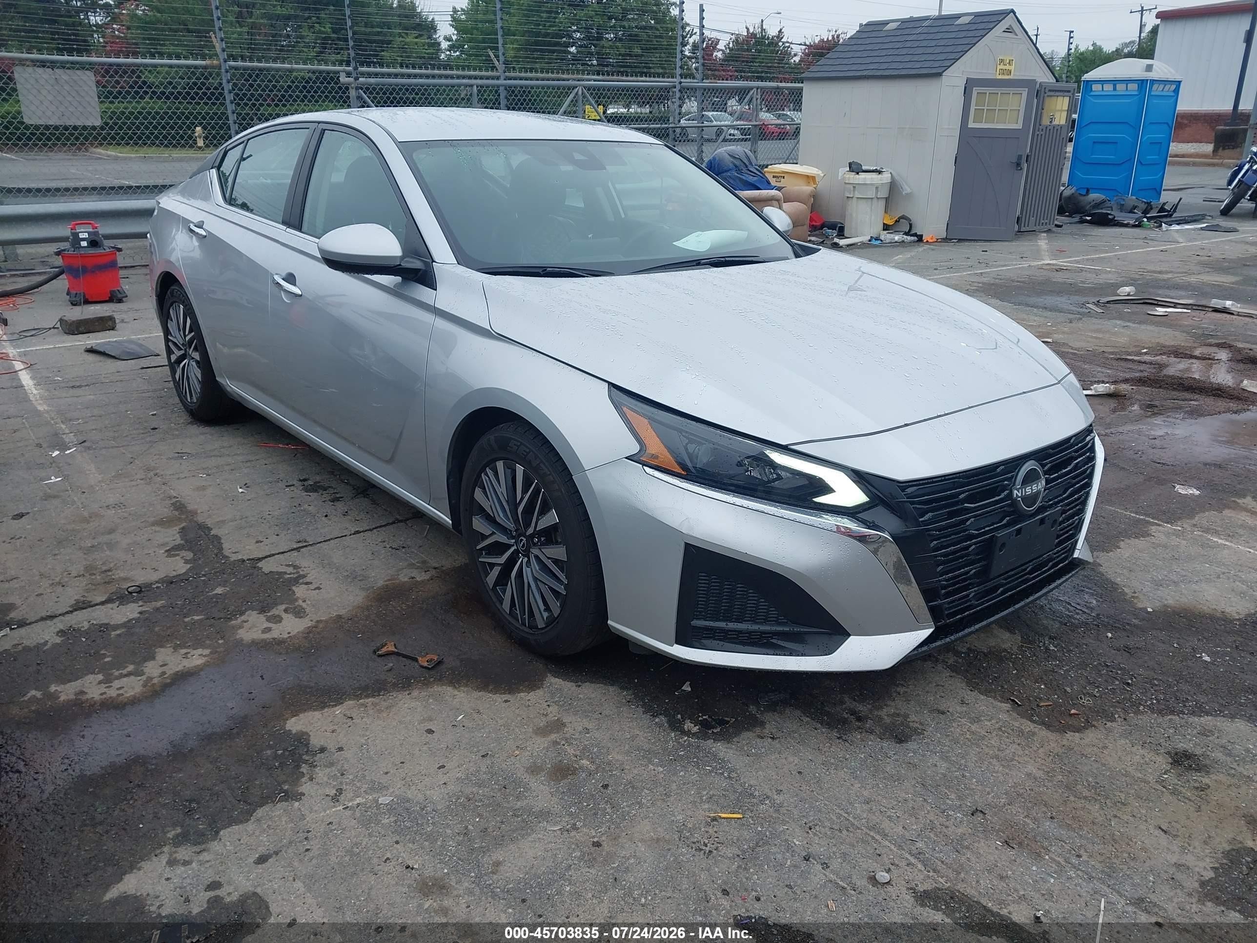 2023 Nissan Altima SV, VIN 1N4BL4DV0PN386466 — Side