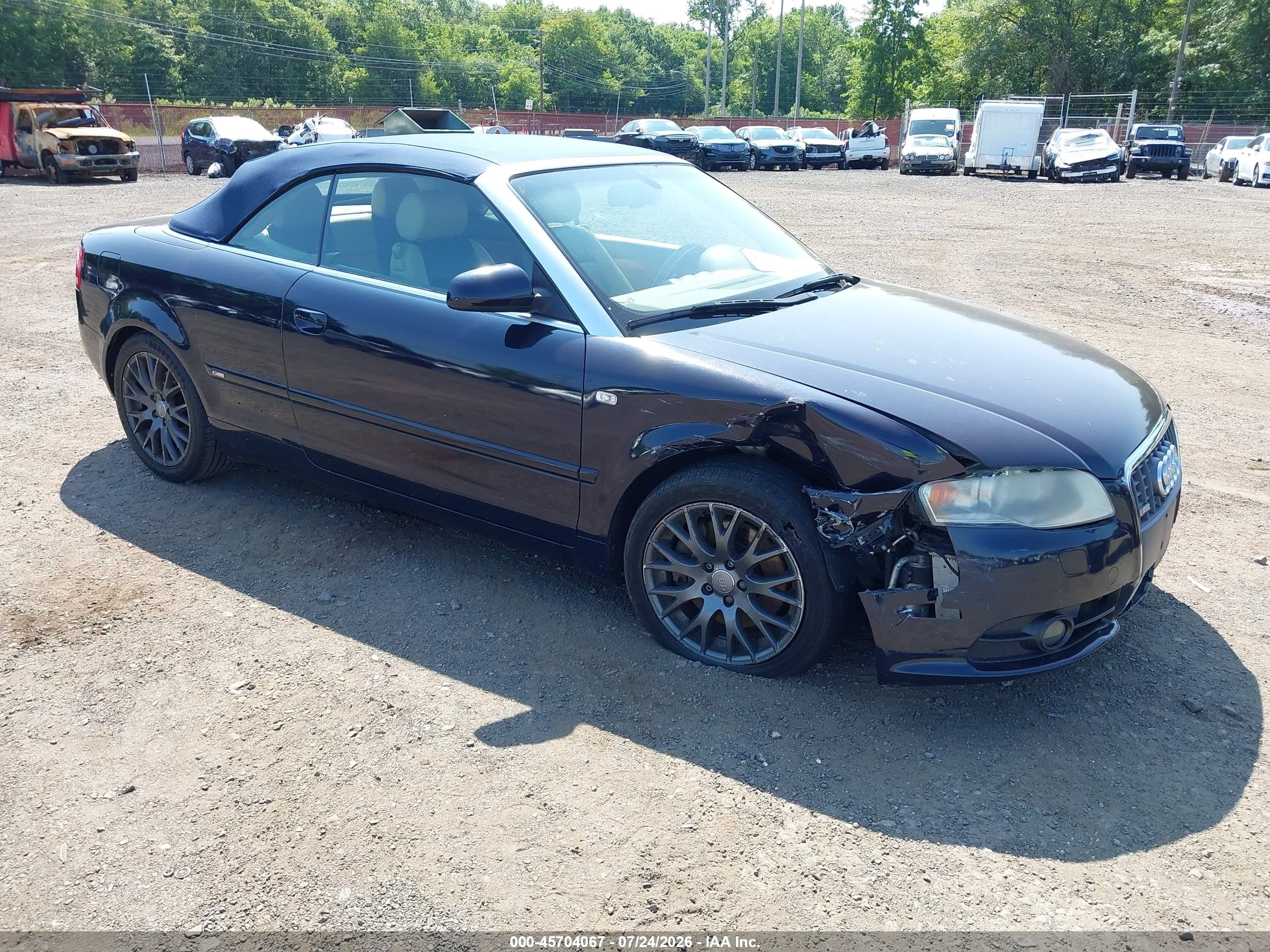 2009 Audi A4 2.0T, VIN WAUDF48H49K005525 — Front end