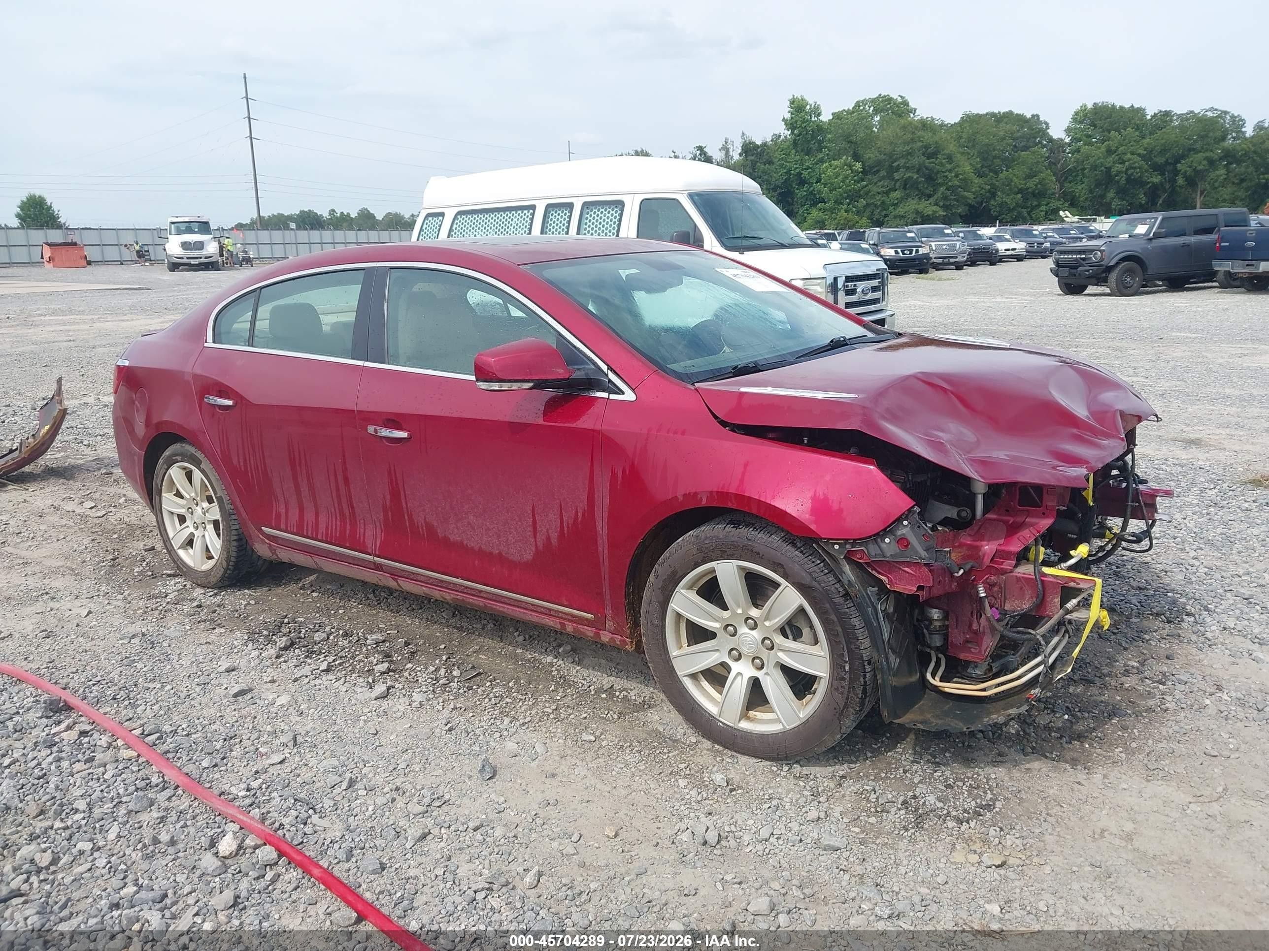 2011 Buick LaCrosse CXL, VIN 1G4GC5ED4BF151272 — Front end