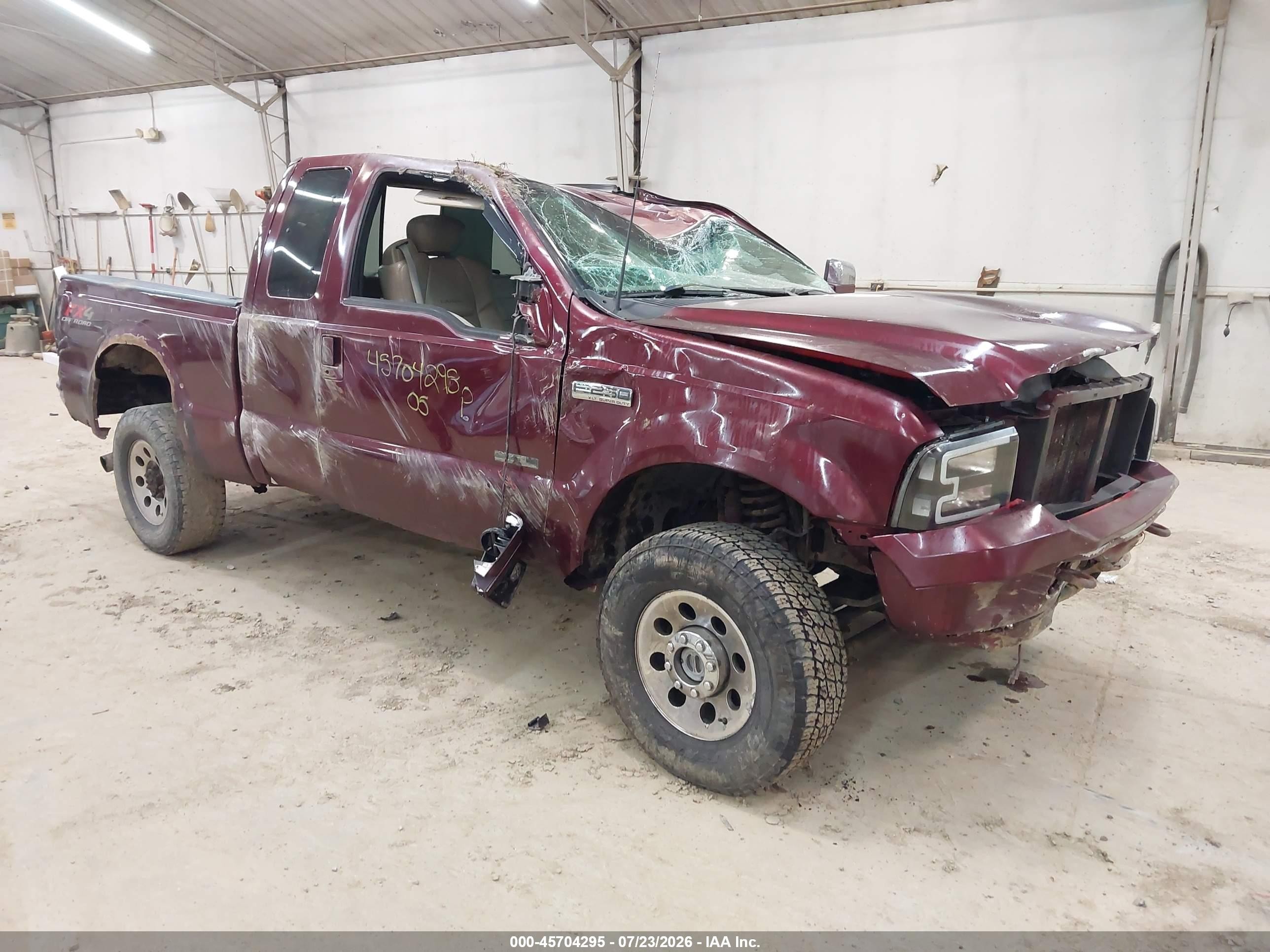 2005 Ford F-250 XL, VIN 1FTSX21P95EB00443 — Rollover