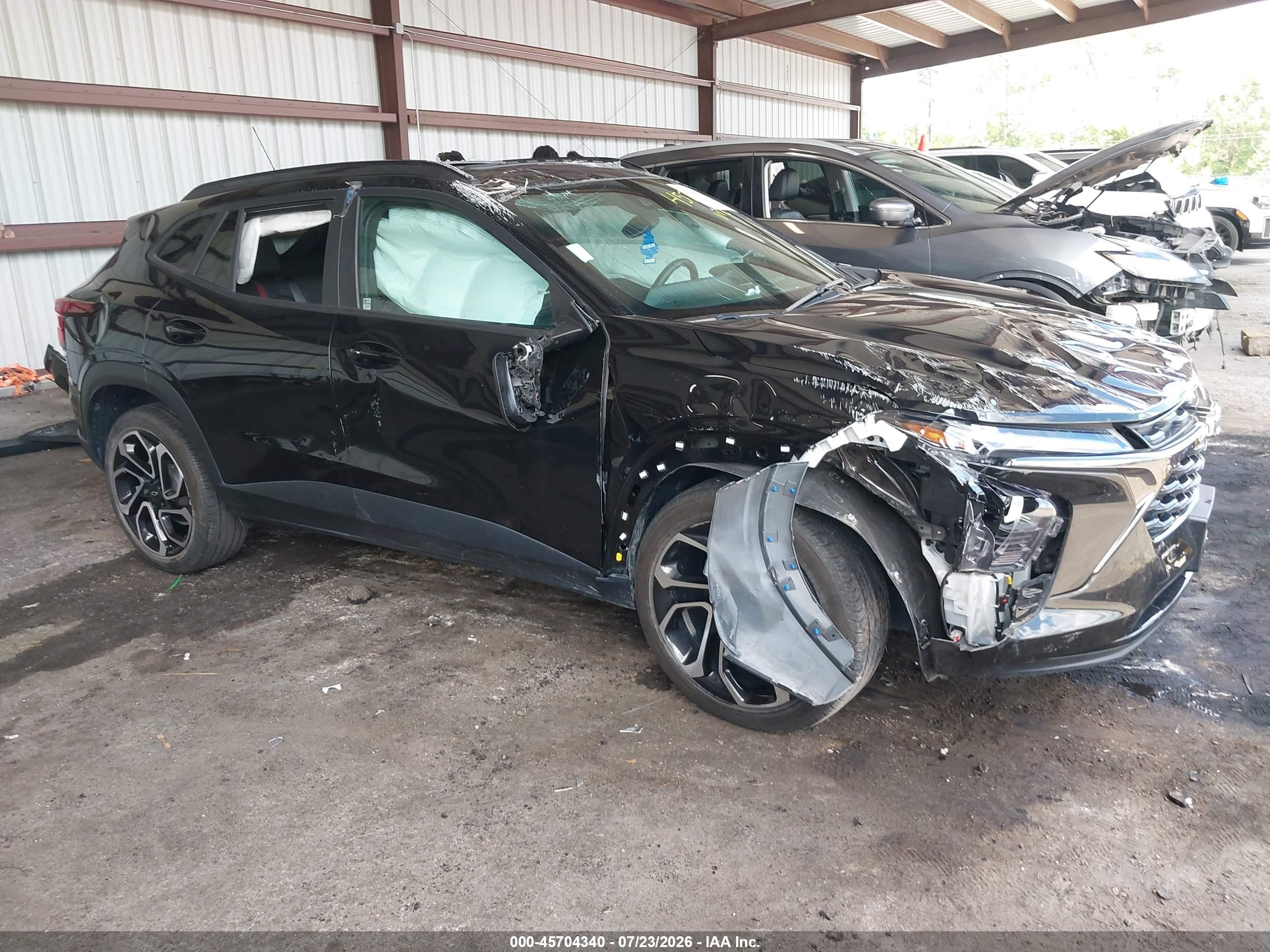 2024 Chevrolet Trax 2RS, VIN KL77LJE26RC106368 — Side