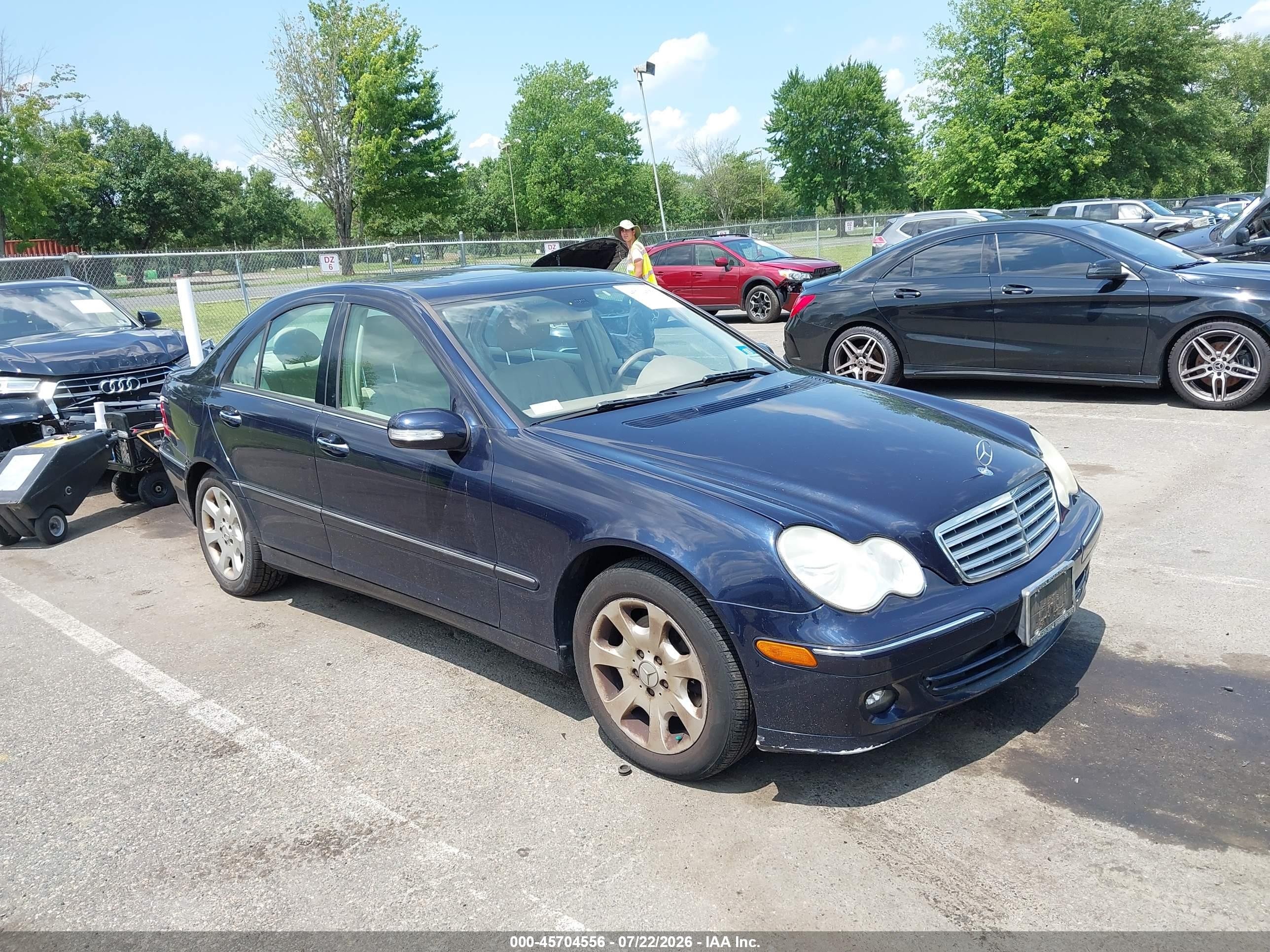 2006 Mercedes-Benz C 280 Luxury, VIN WDBRF87H96F760691 — Rear end