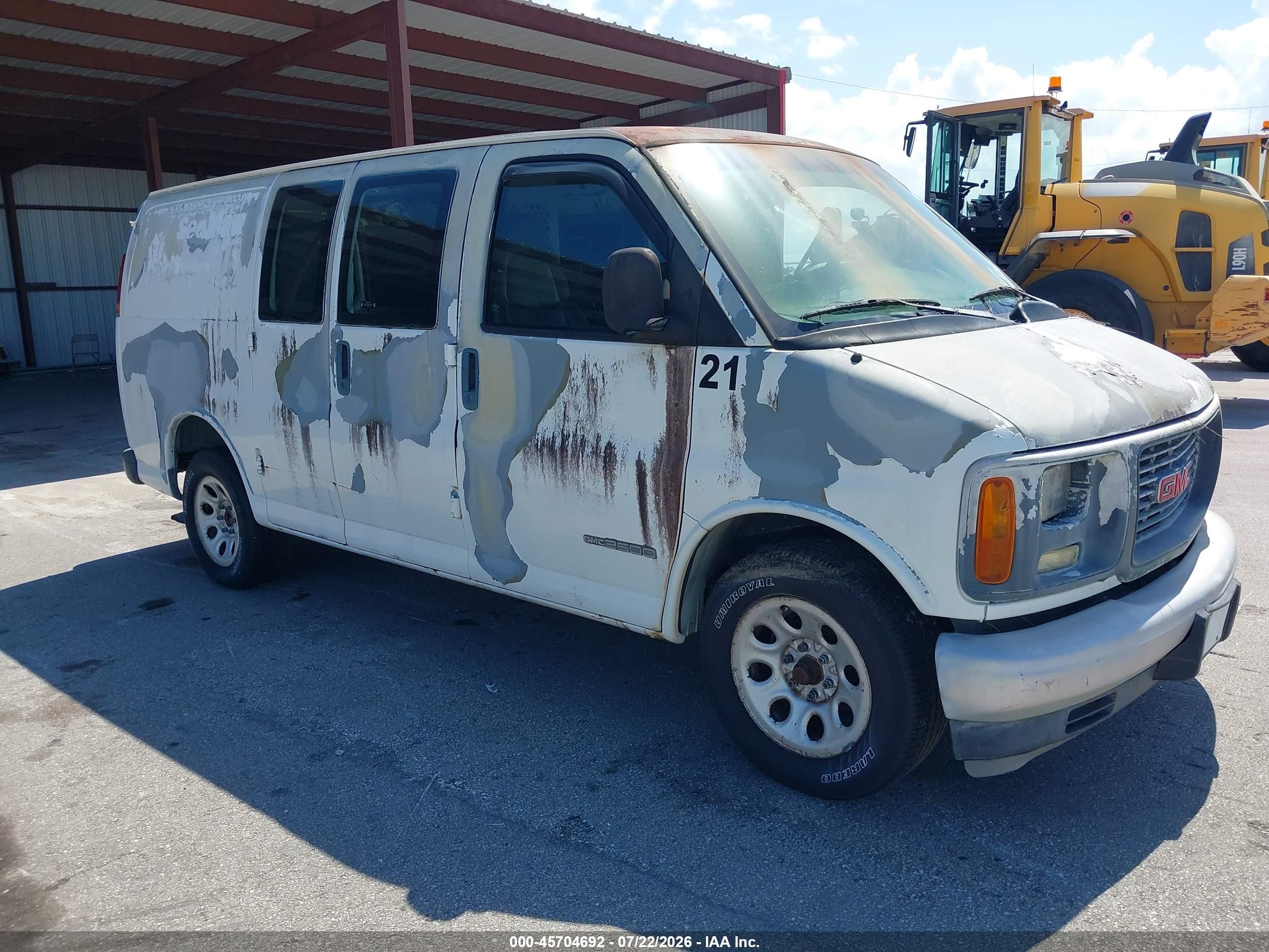 2002 GMC Savana Cargo, VIN 1GTFG25M821180645 — Normal wear