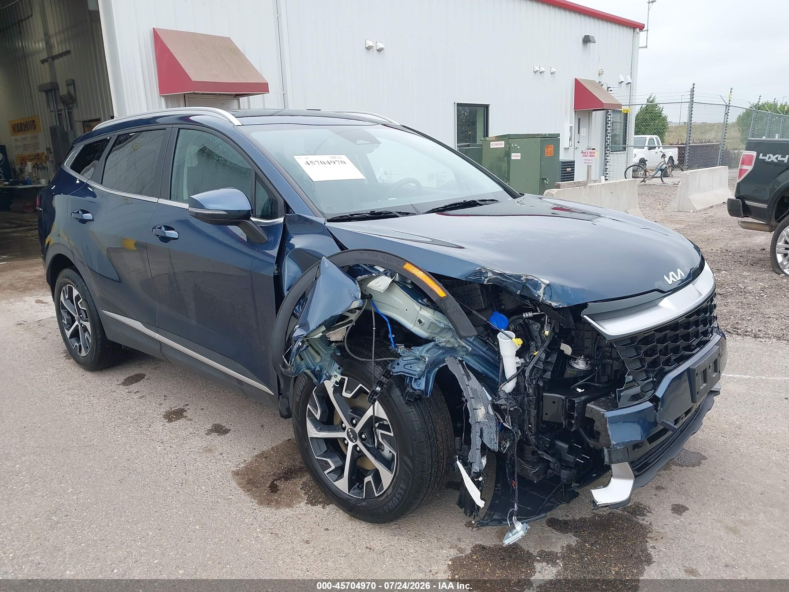 2023 Kia Sportage EX, VIN KNDPVCAG3P7088850 — Front end