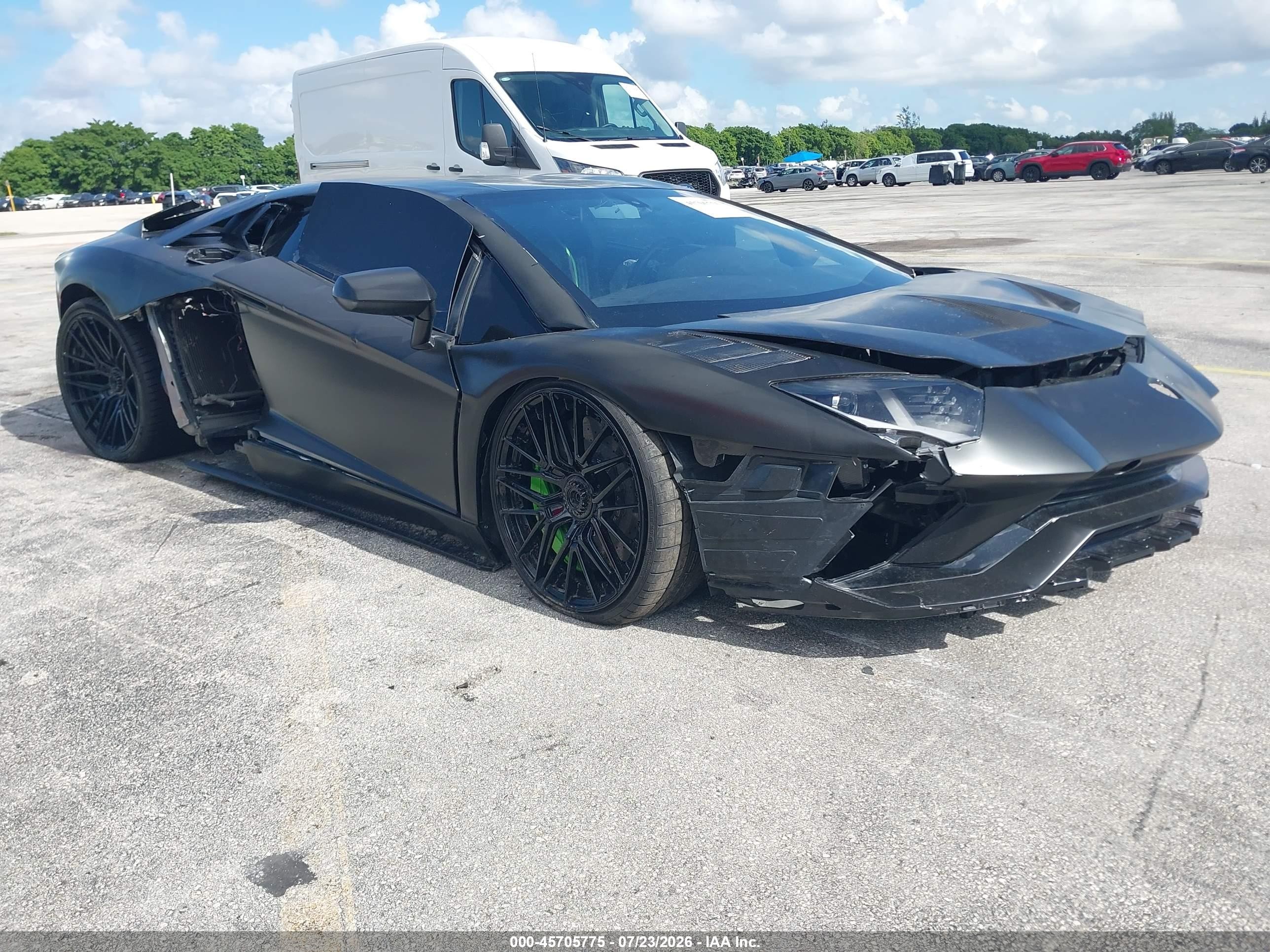 2018 Lamborghini Aventador S, VIN ZHWUG4ZD5JLA06879 — All over