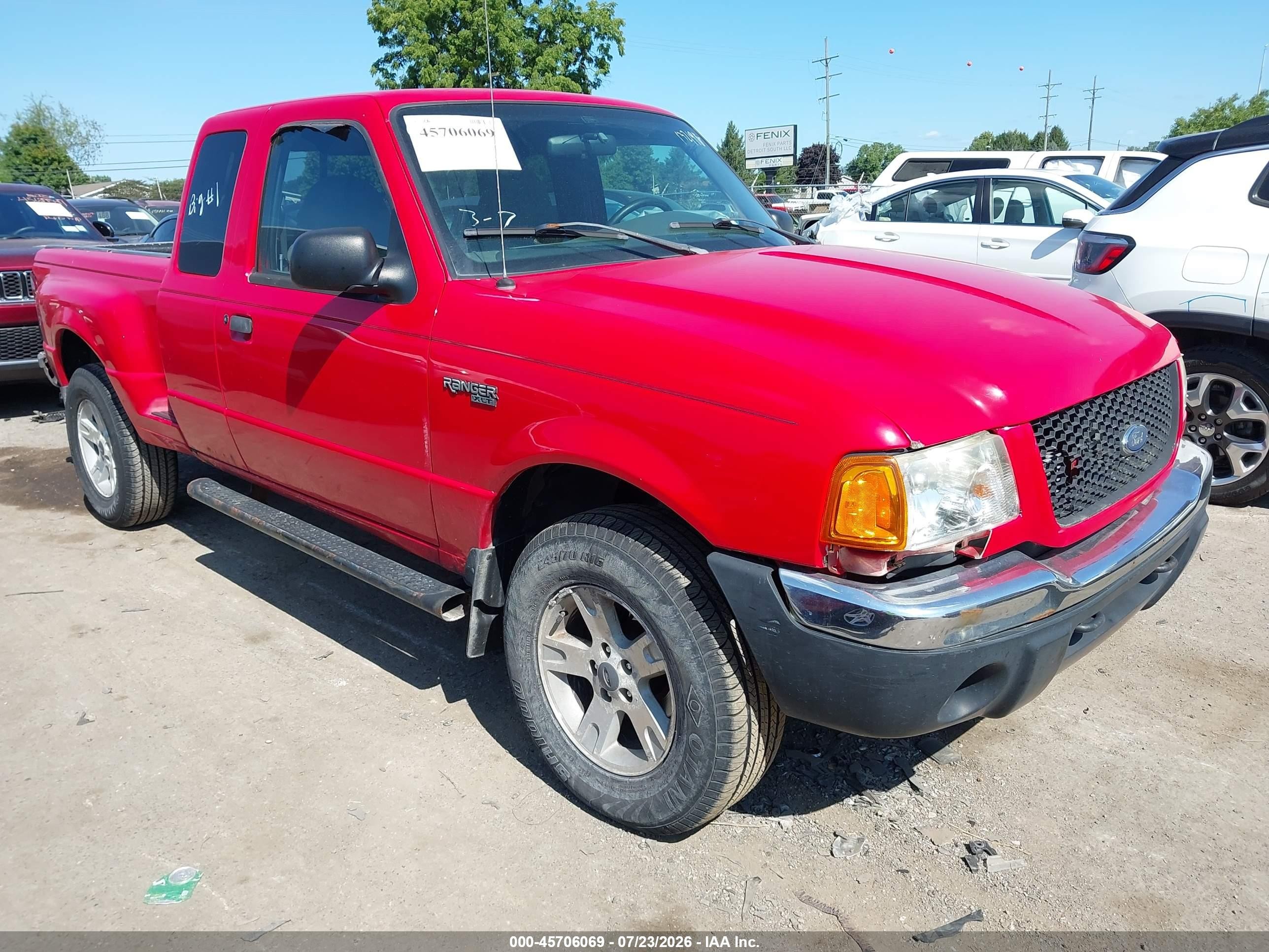 2002 Ford Ranger XL Fleet, VIN 1FTZR45E32PA73107 — Normal wear