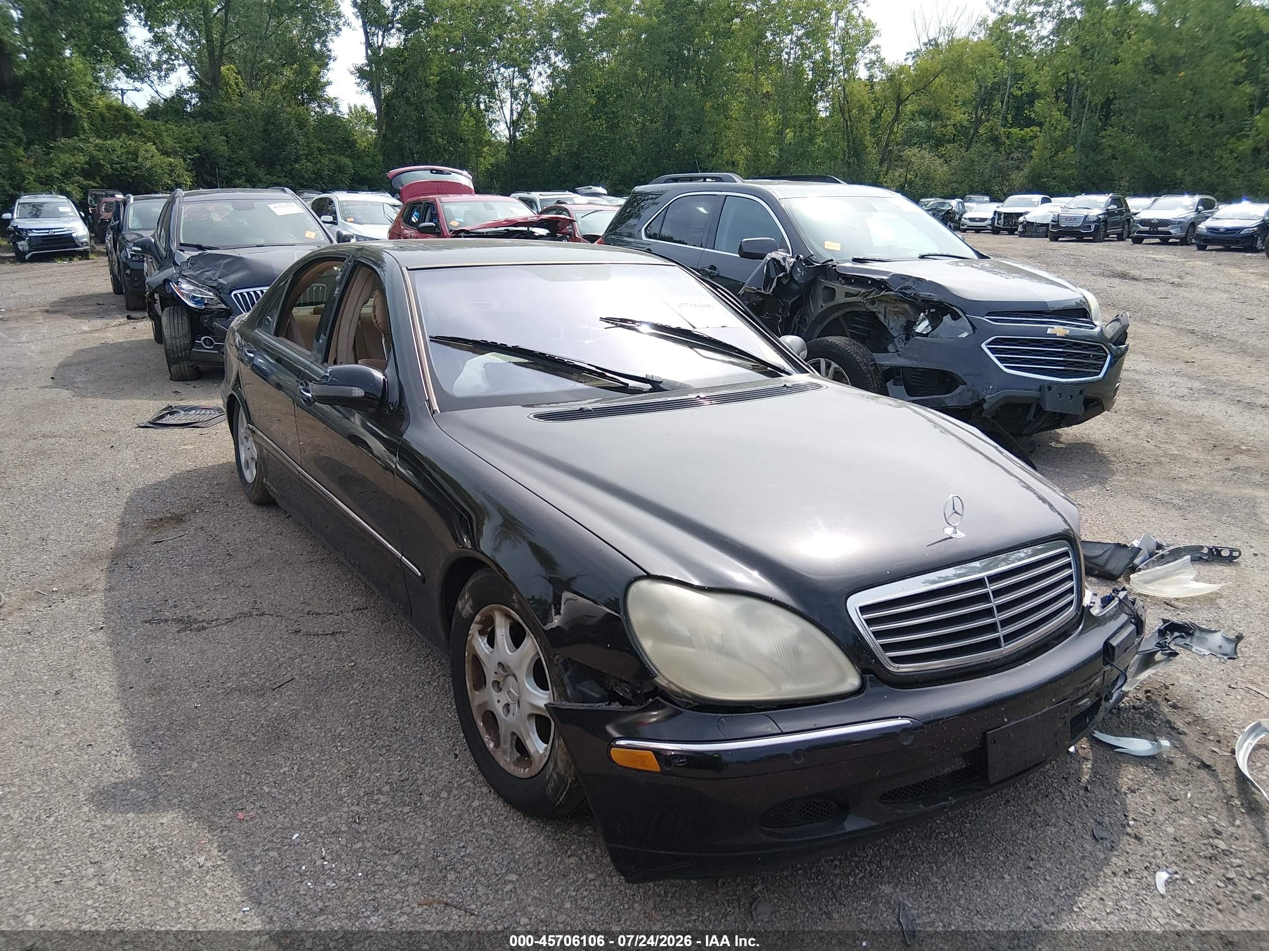 2000 Mercedes-Benz S 320/430/500, VIN WDBNG75JXYA097059 — Перед