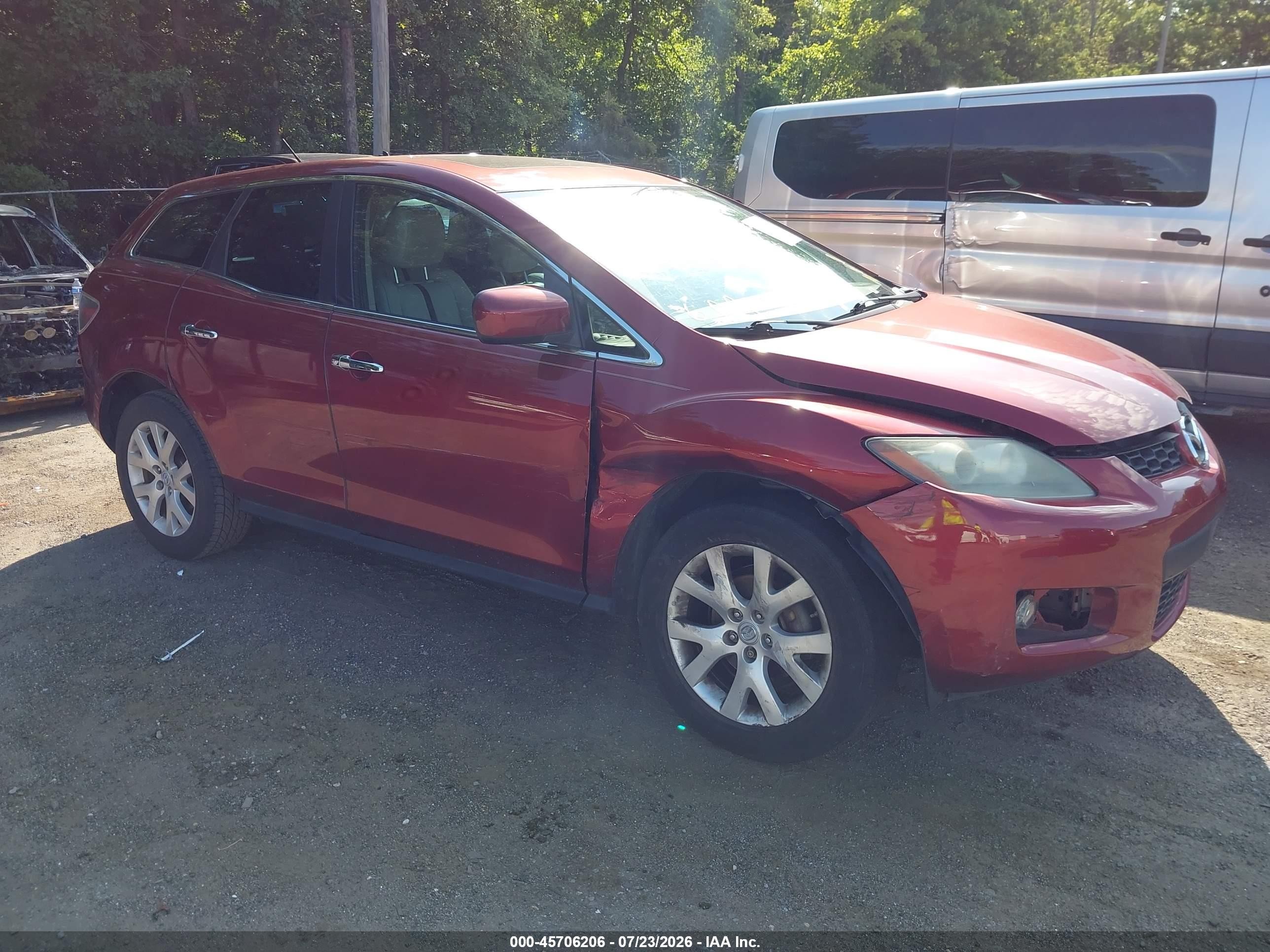 2008 Mazda CX-7 Grand Touring, VIN JM3ER29L880212166 — Side