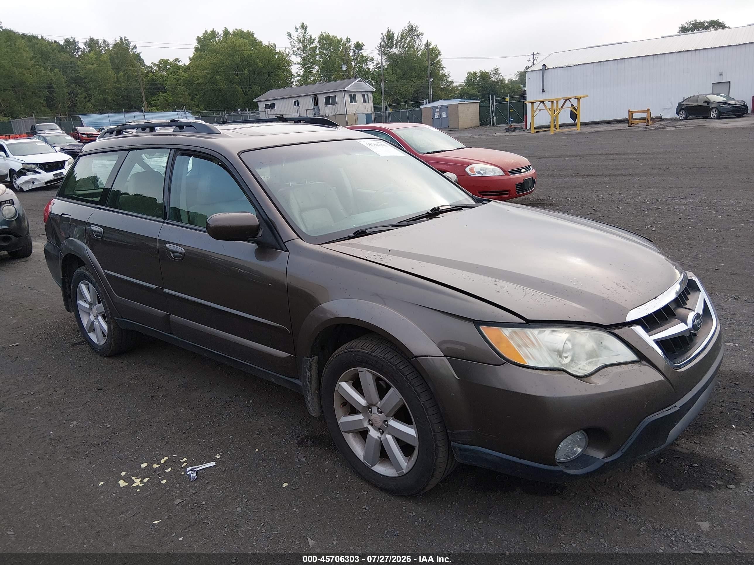 2008 Subaru Outback Limited, VIN 4S4BP62C187336317 — Front end