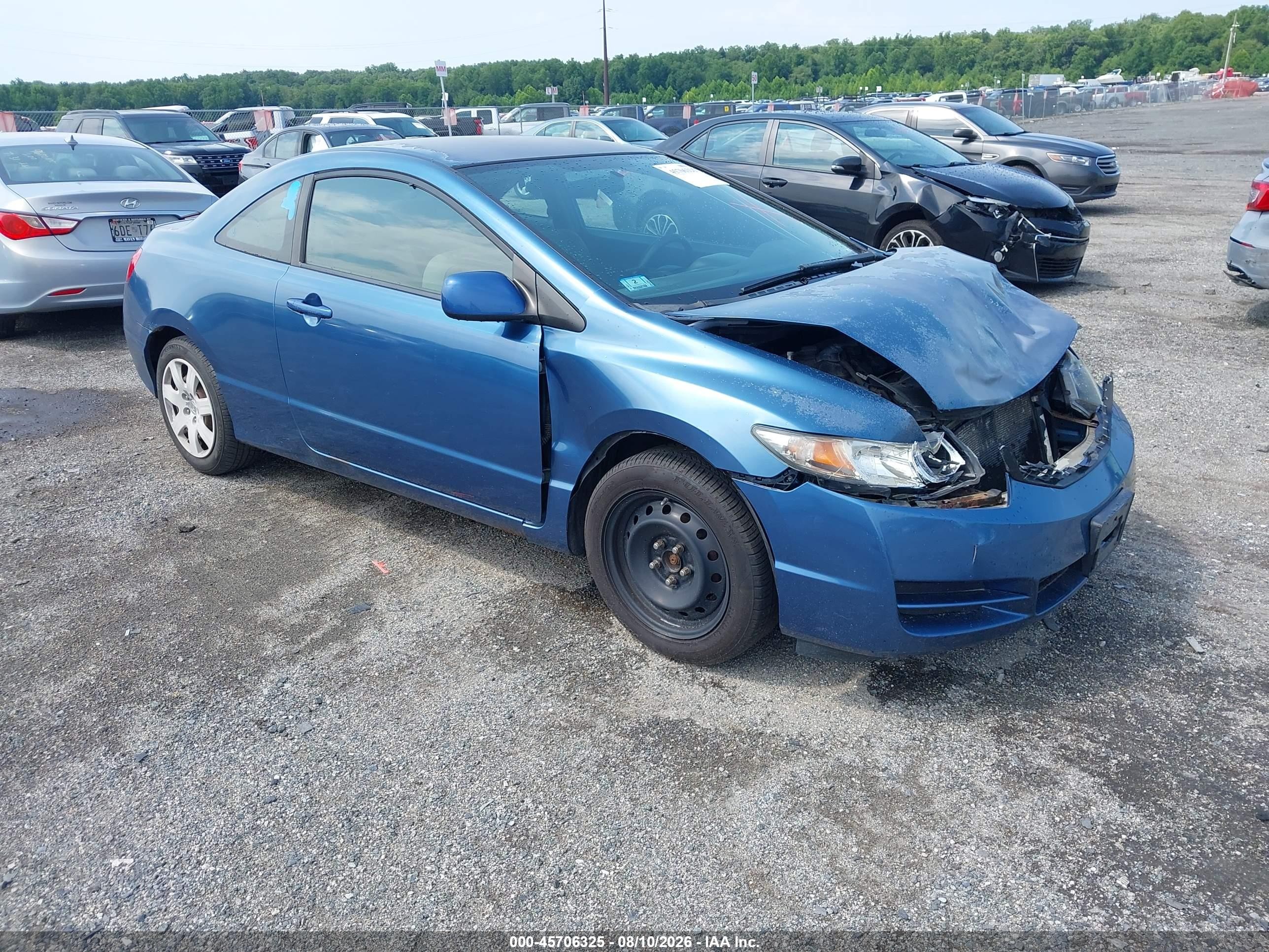 2010 Honda Civic LX, VIN 2HGFG1B66AH519131 — Front end