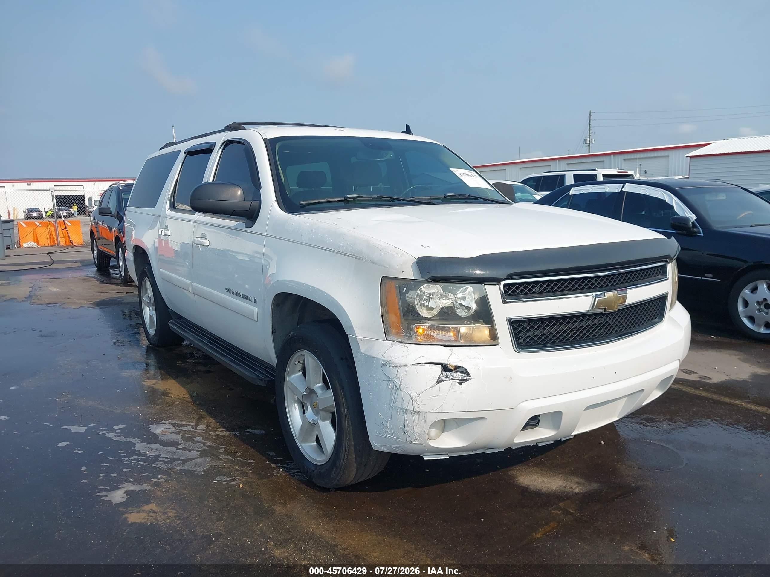 2007 Chevrolet Suburban LT, VIN 1GNFK16317J216558 — Side