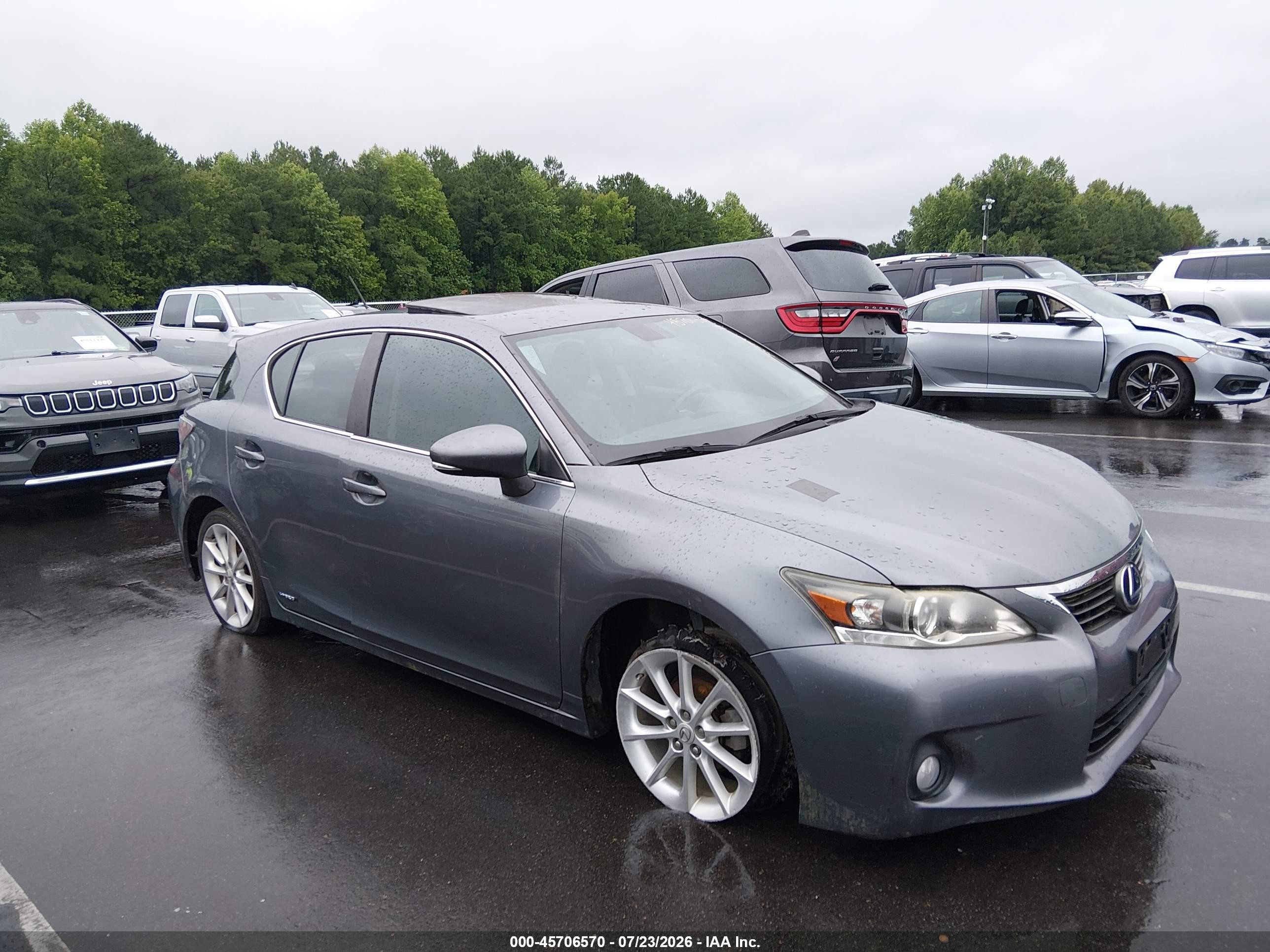 2012 Lexus CT 200h Premium, VIN JTHKD5BH2C2086772 — Normal wear