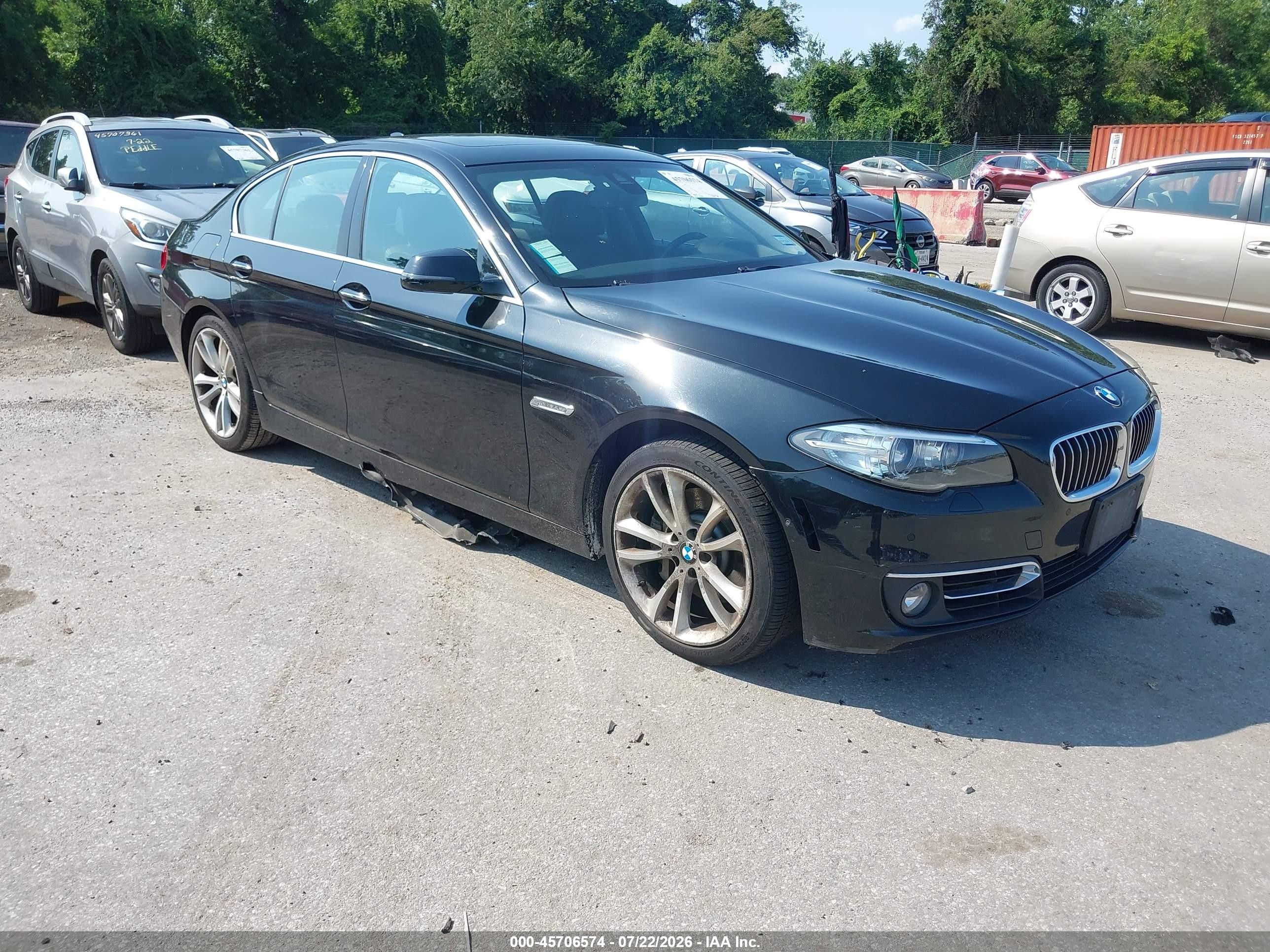 2014 BMW 5 Series 535d xDrive, VIN WBAFV3C55ED684464 — Normal wear