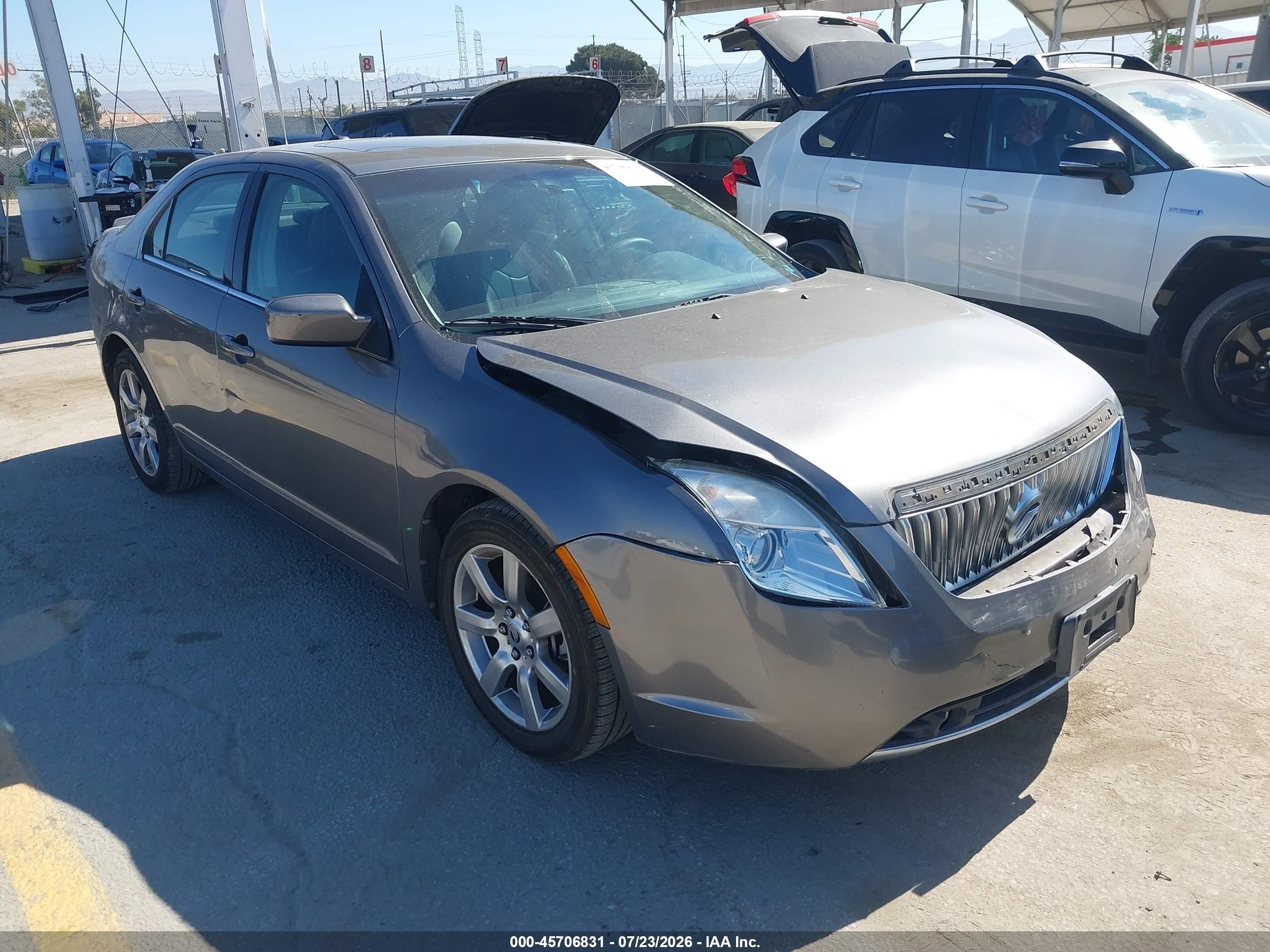 2010 Mercury Milan Premier, VIN 3MEHM0JA7AR613182 — Front end