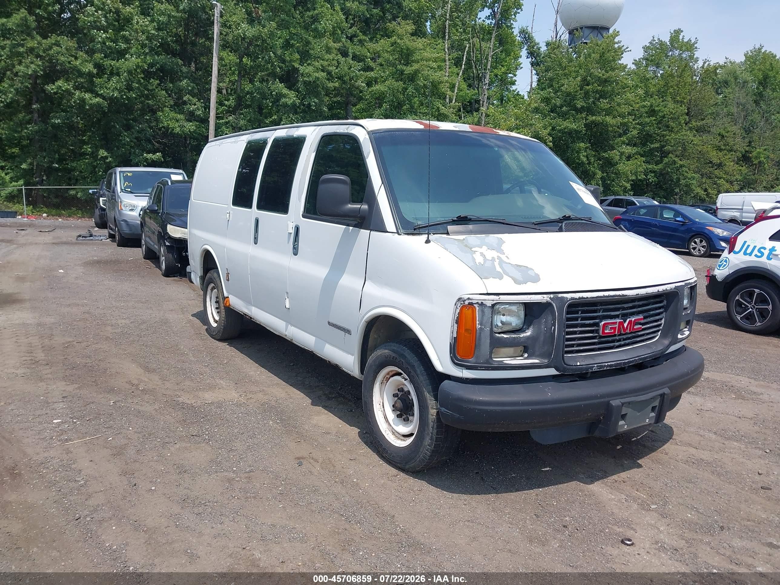 2002 GMC Savana, VIN 1GTGG25R421172266 — Normal wear