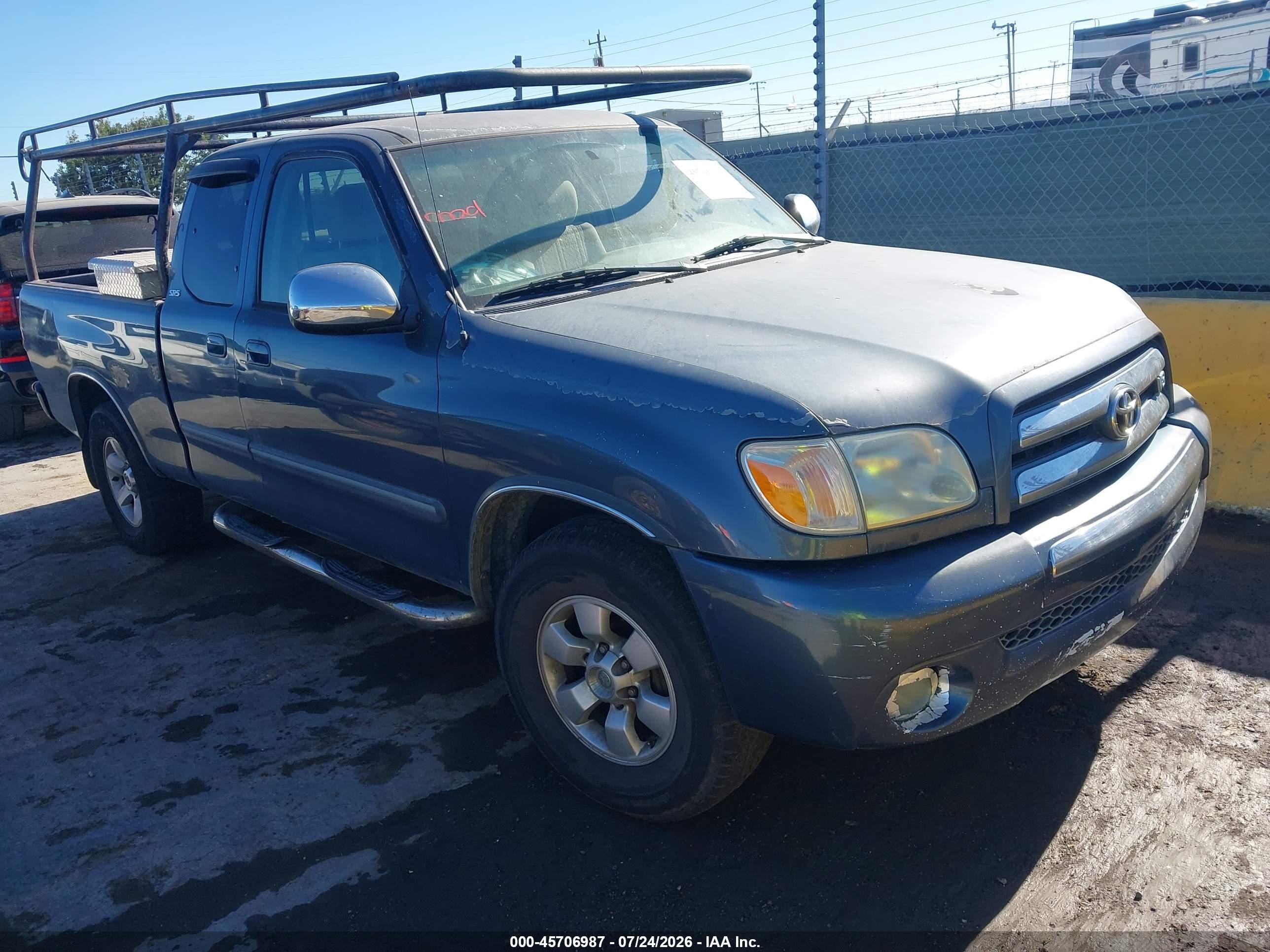 2005 Toyota Tundra SR5, VIN 5TBRT34115S471655 — Не указано