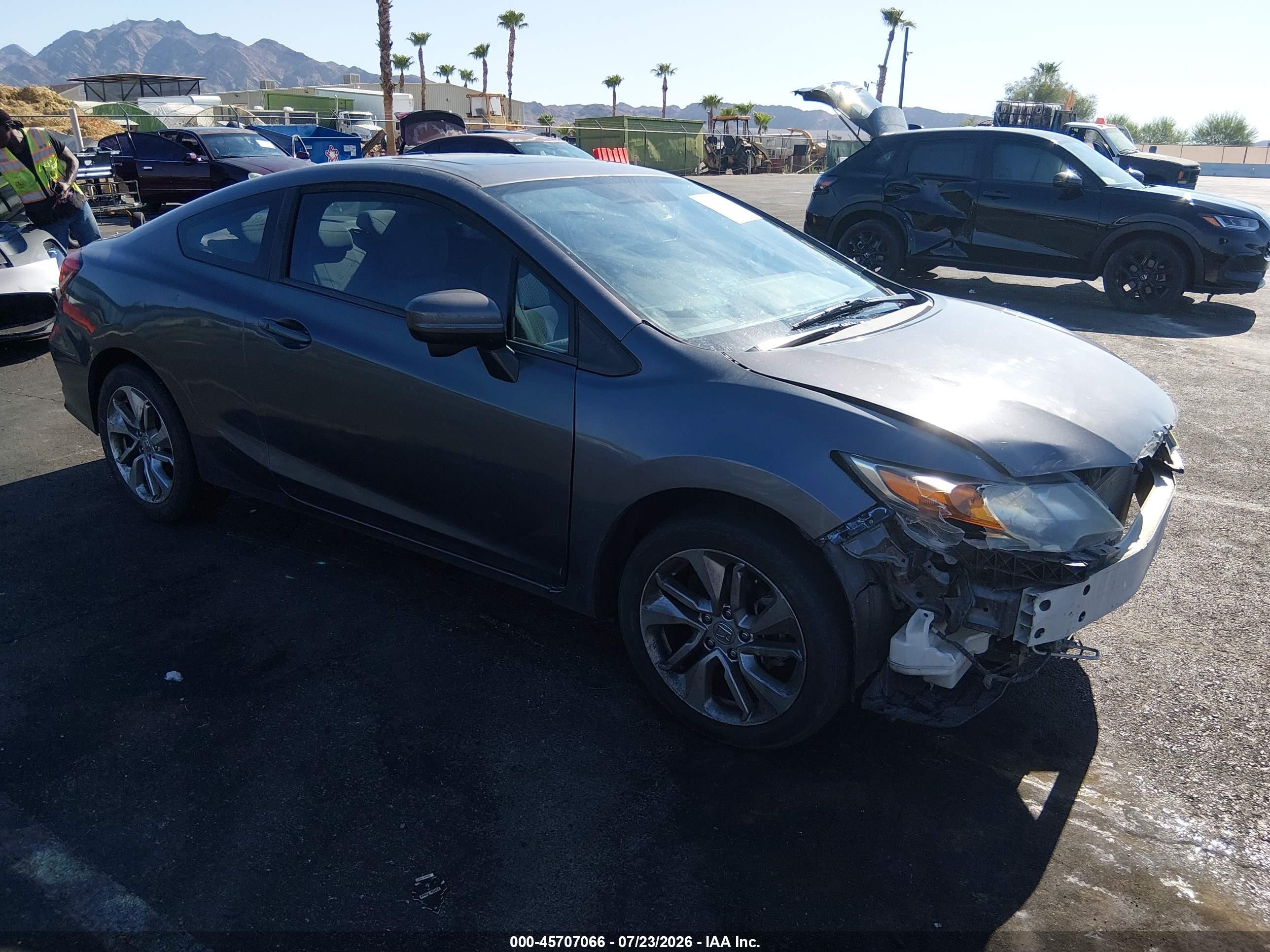 2014 Honda Civic EX, VIN 2HGFG3B82EH510008 — Перед