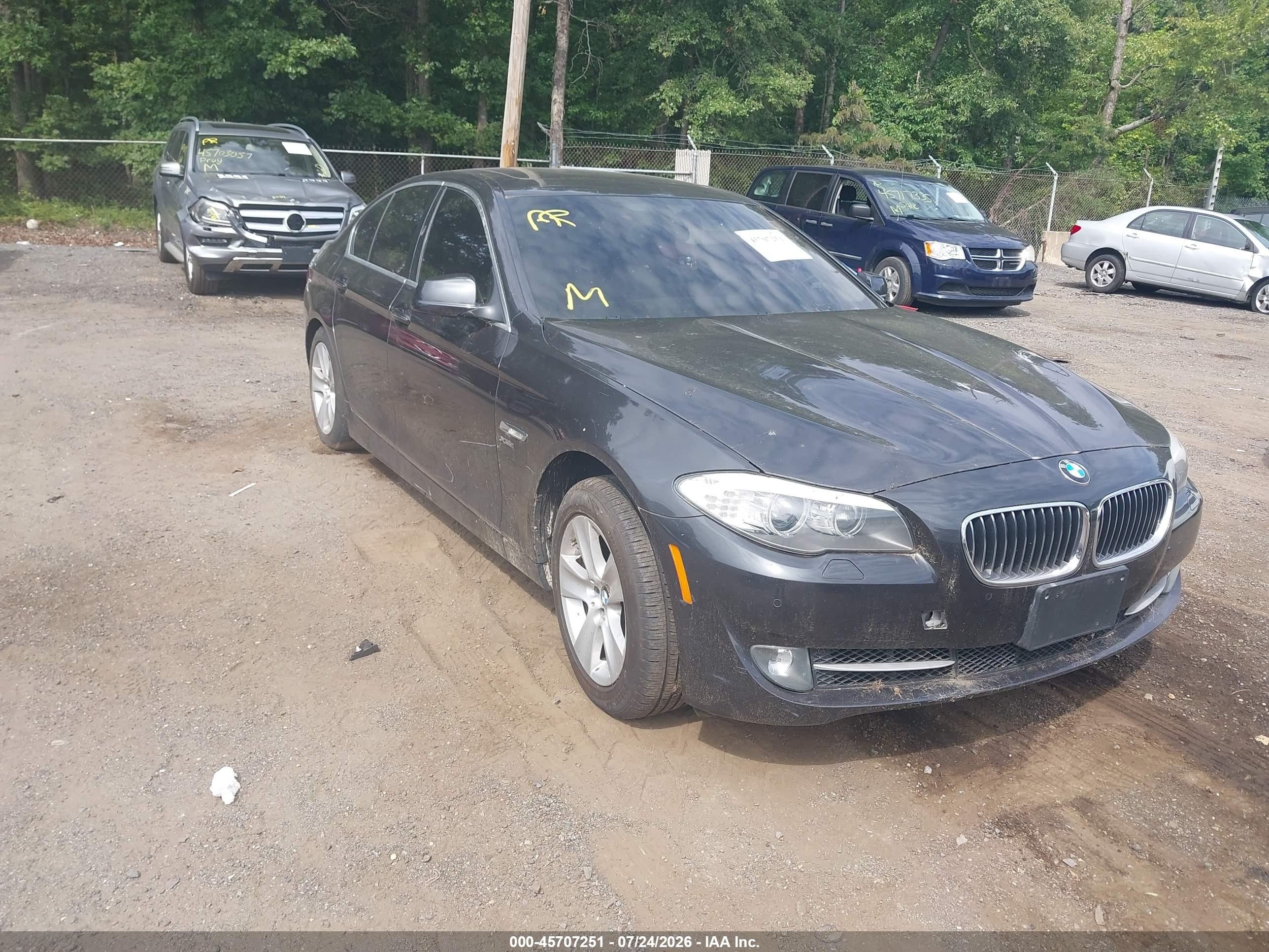 2012 BMW 5 Series 528i xDrive, VIN WBAXH5C52CDW11508 — Normal wear