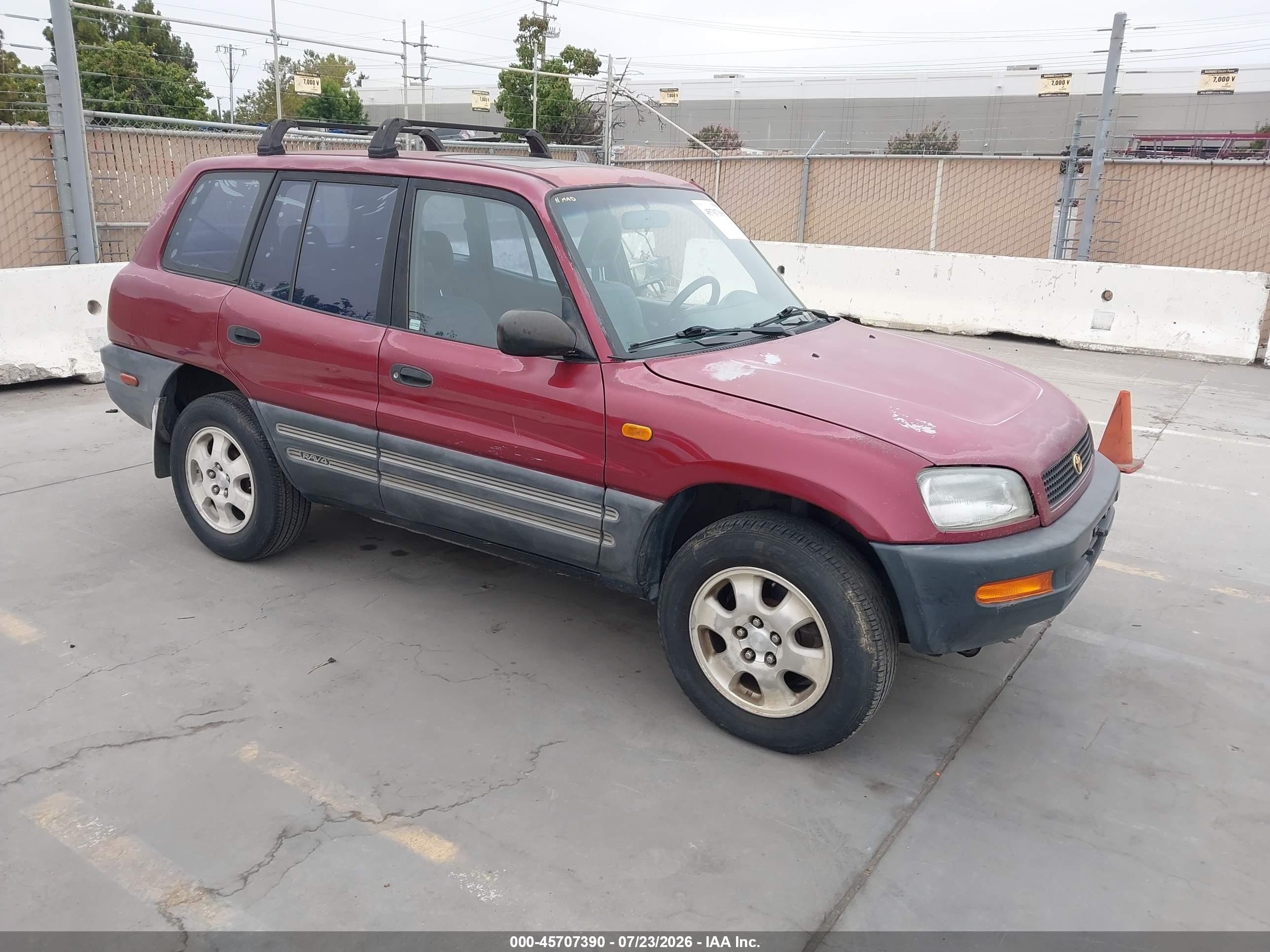 1997 Toyota RAV4, VIN JT3GP10V3V7011380 — Normal wear