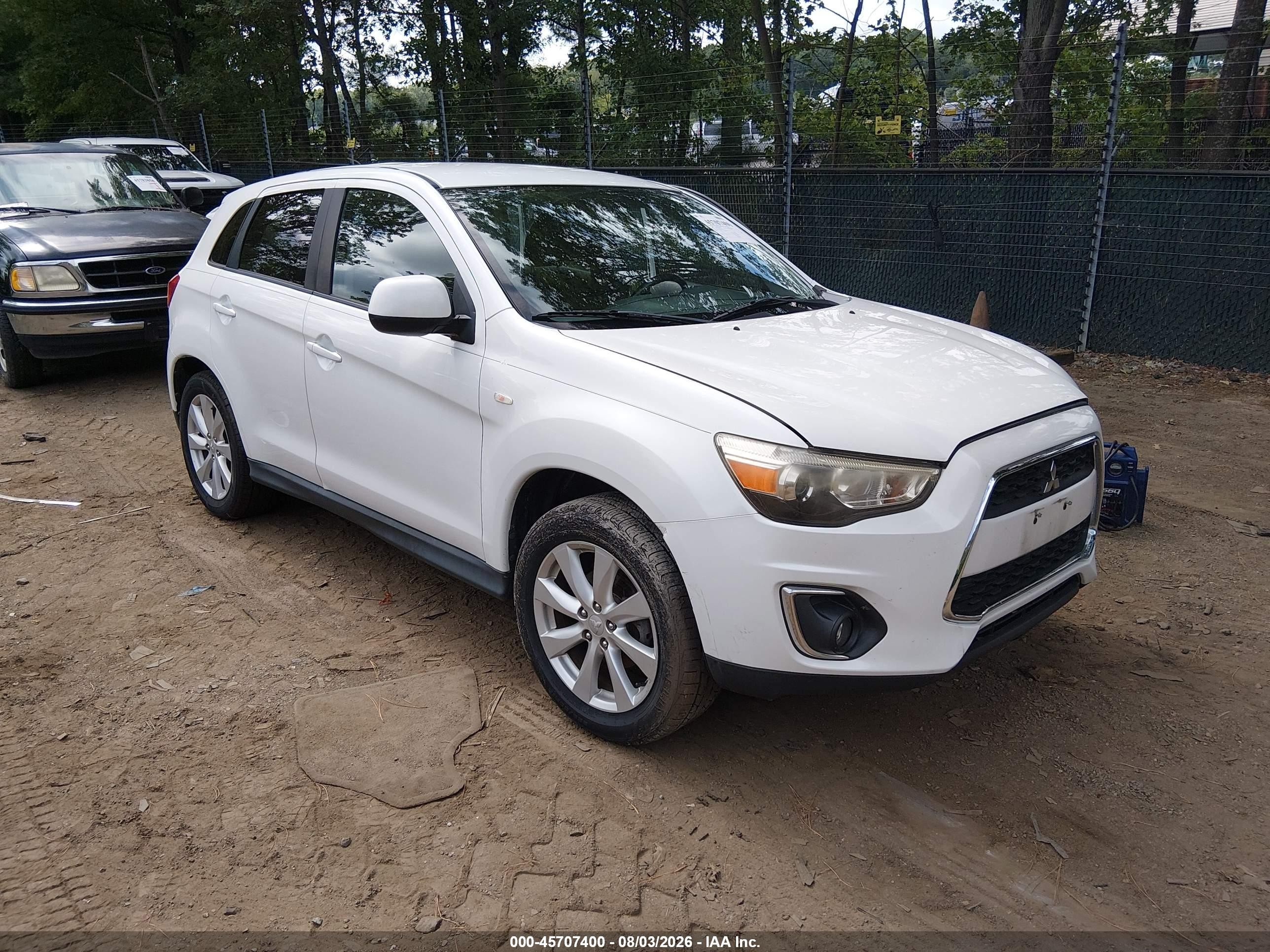 2013 Mitsubishi Outlander ES, VIN 4A4AR3AU8DE006241 — Side