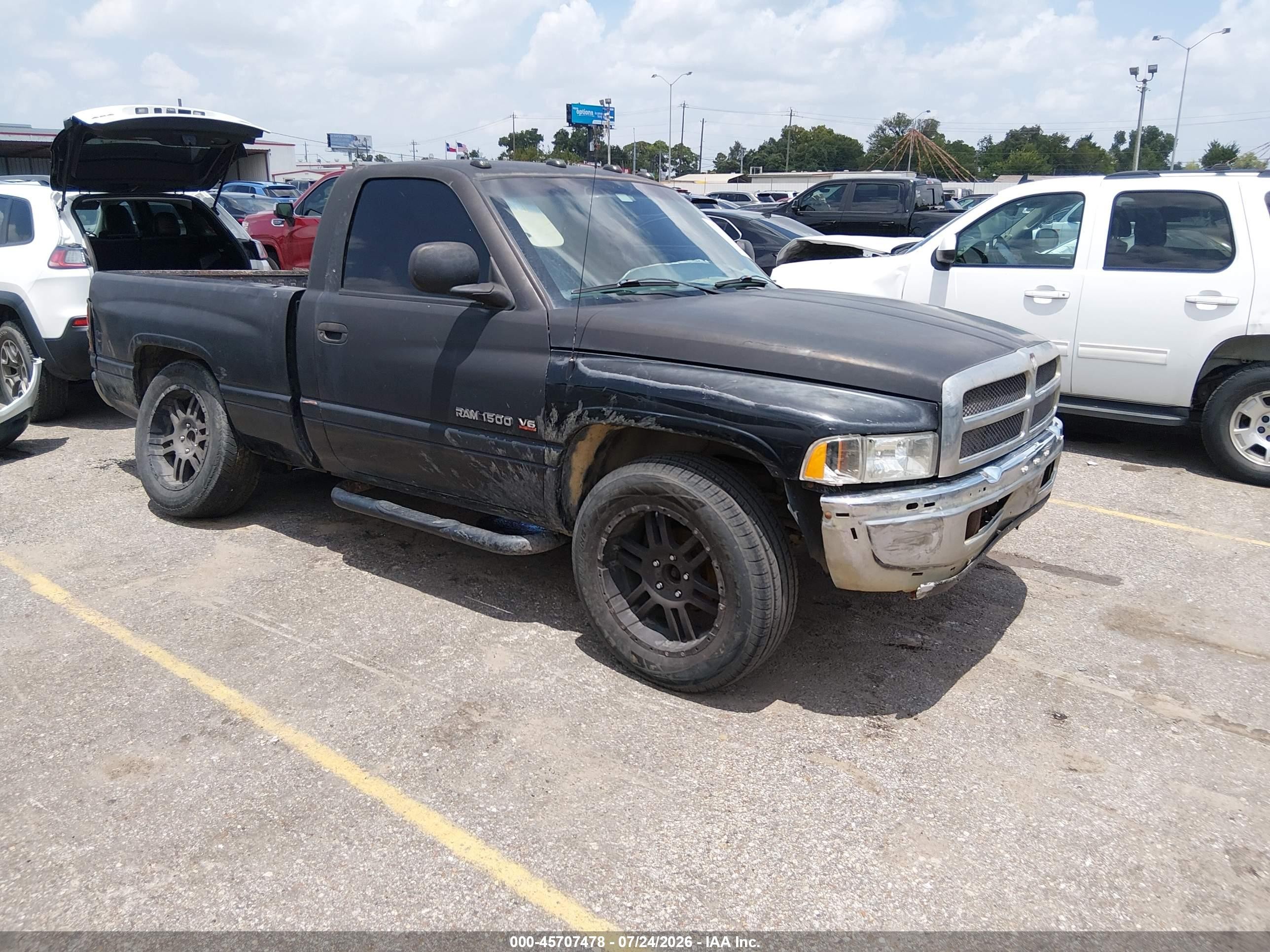 2001 Dodge 1500 Work Special, VIN 1B7HC16X81S203194 — Side