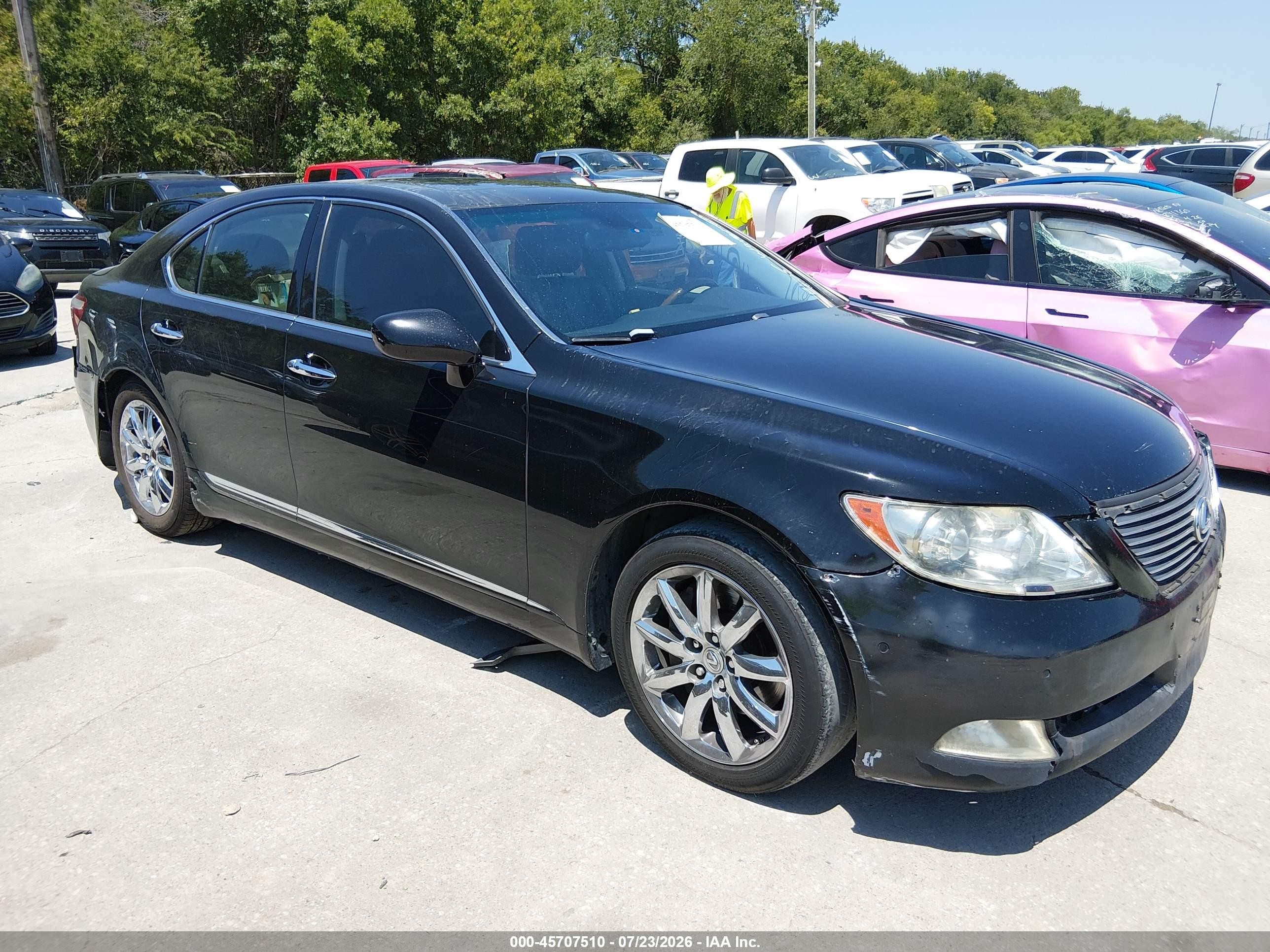 2007 Lexus LS 460, VIN JTHBL46F575047877 — Normal wear