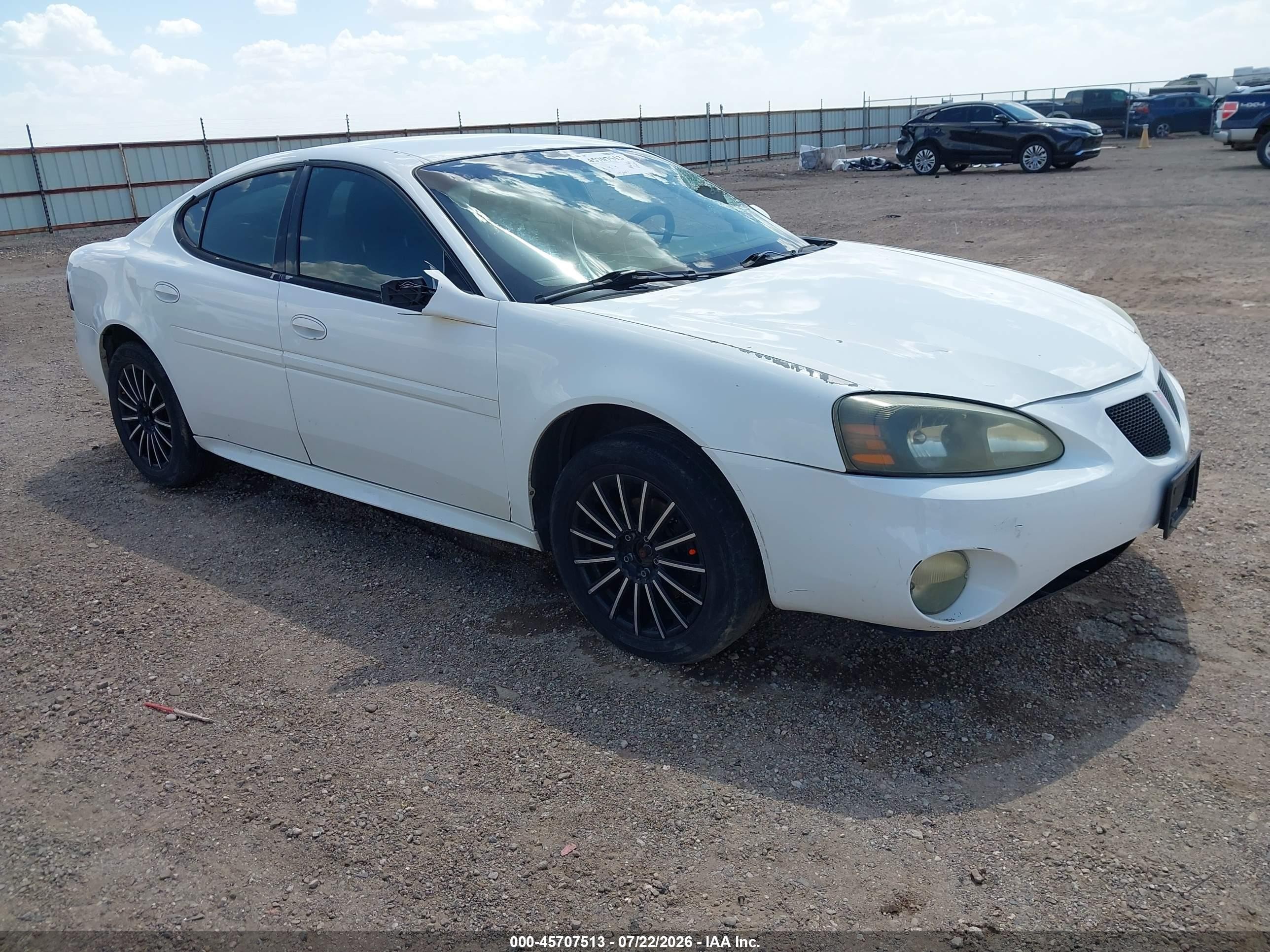 2004 Pontiac Grand Prix GT1, VIN 2G2WP522941309627 — Normal wear