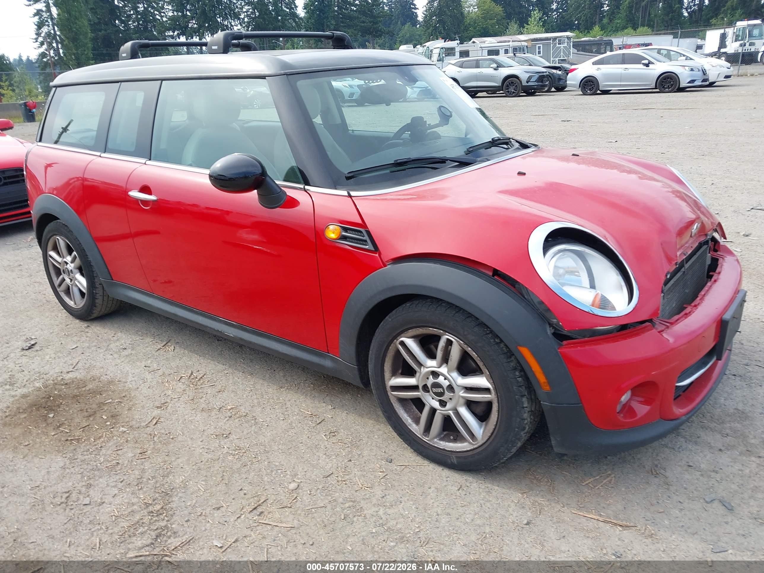 2013 MINI Clubman, VIN WMWZF3C5XDT490494 — Front end