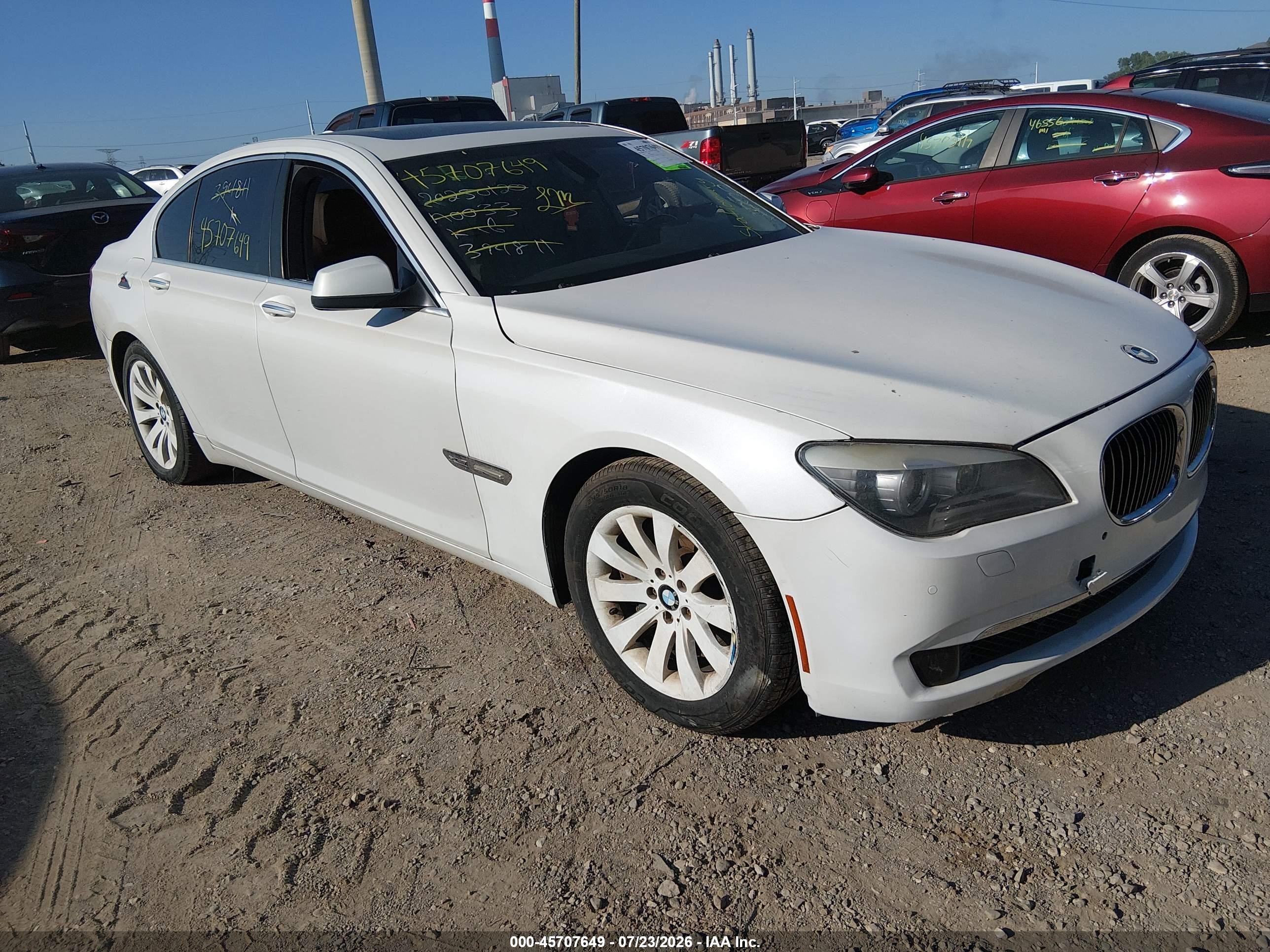 2011 BMW 7 Series 750i xDrive, VIN WBAKC6C58BC394811 — Normal wear