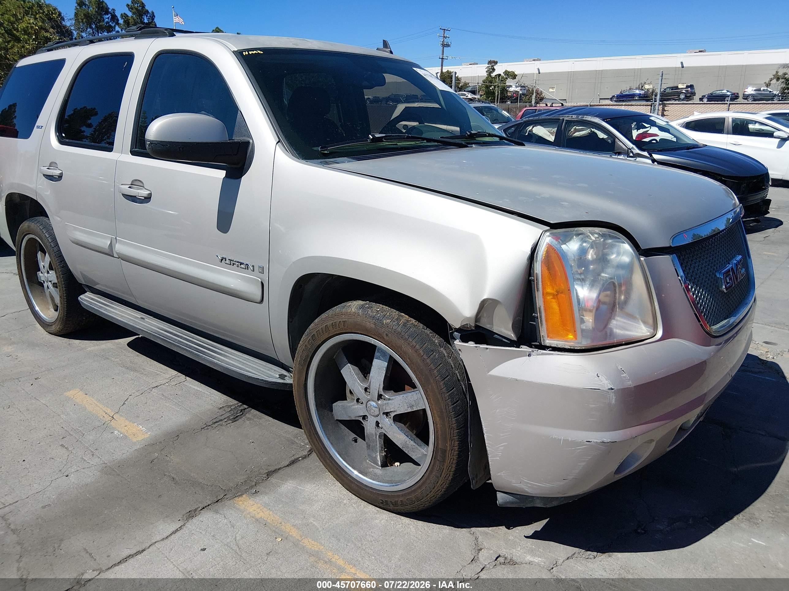 2007 GMC Yukon SLT, VIN 1GKFC13J57R210809 — Normal wear