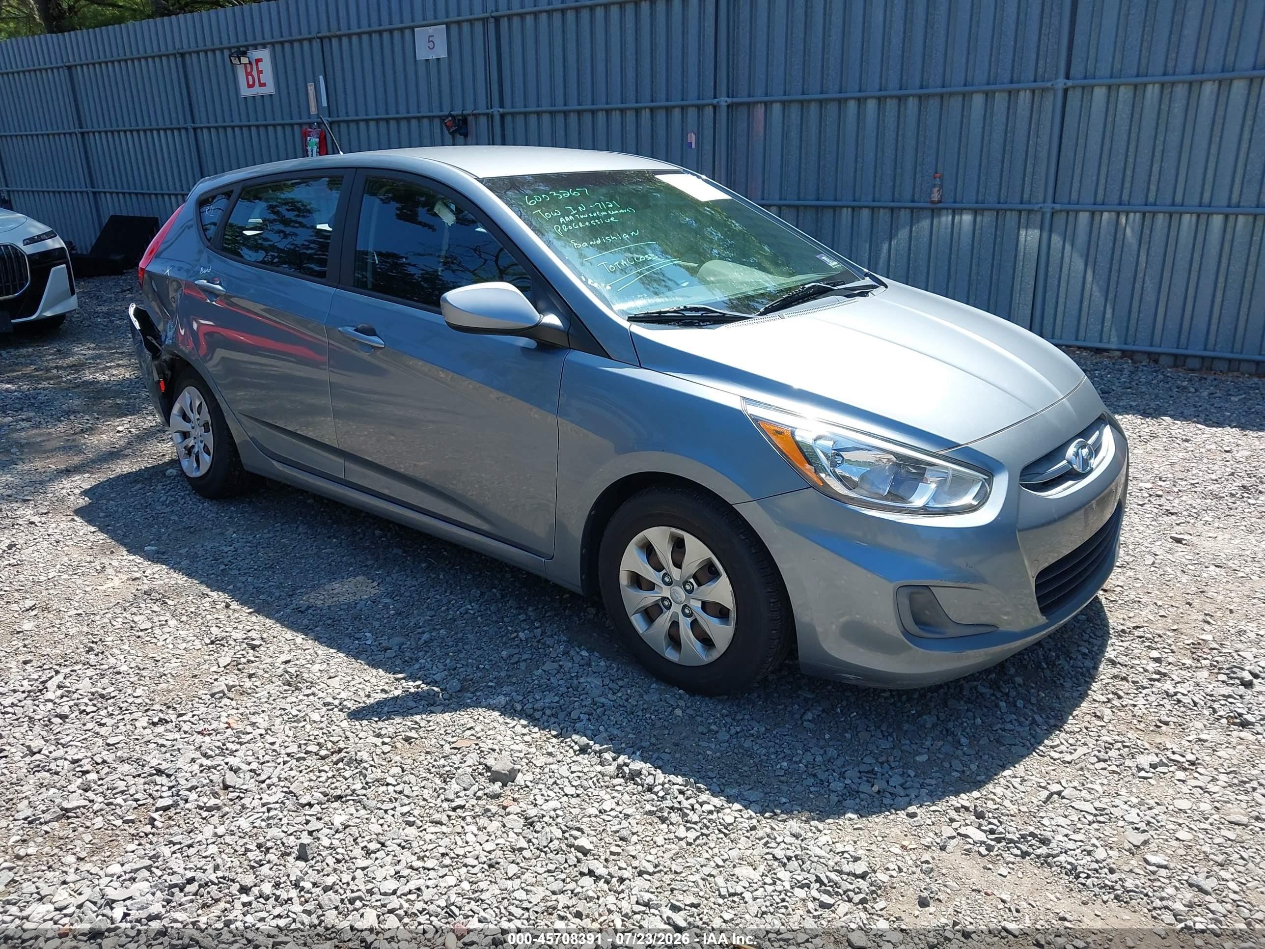 2017 Hyundai Accent SE, VIN KMHCT5AE2HU355375 — Rear end