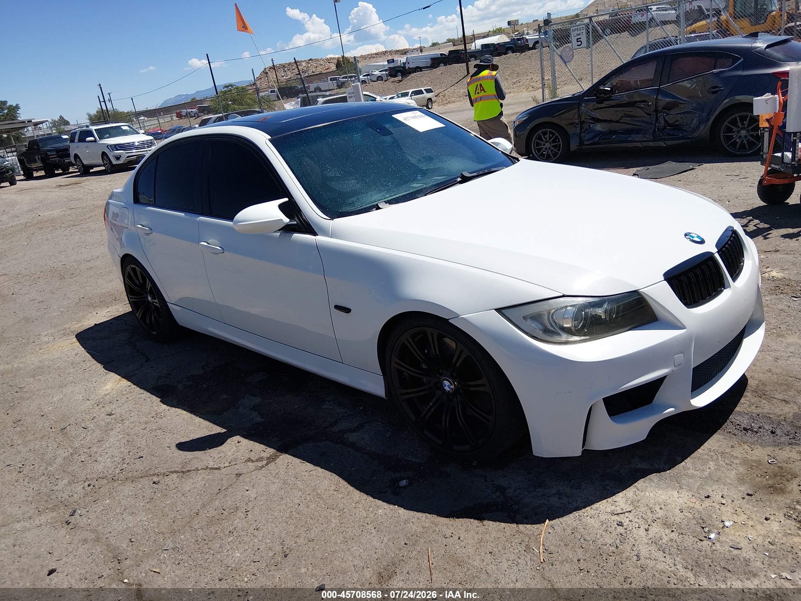 2008 BMW 3 Series 335i, VIN WBAVB73508VH24088 — Перед