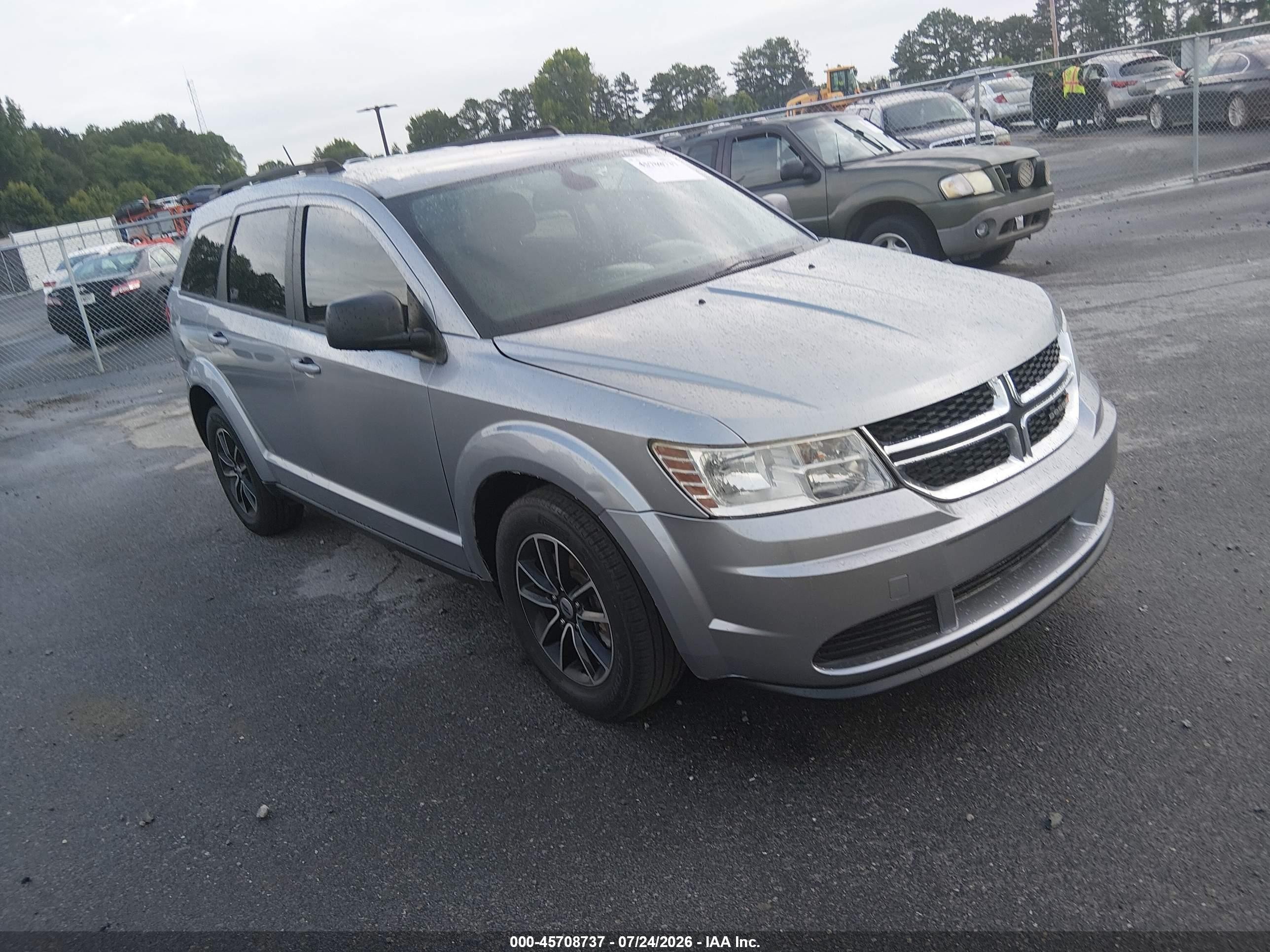 2018 Dodge Journey SE, VIN 3C4PDCAB5JT384768 — Repossession
