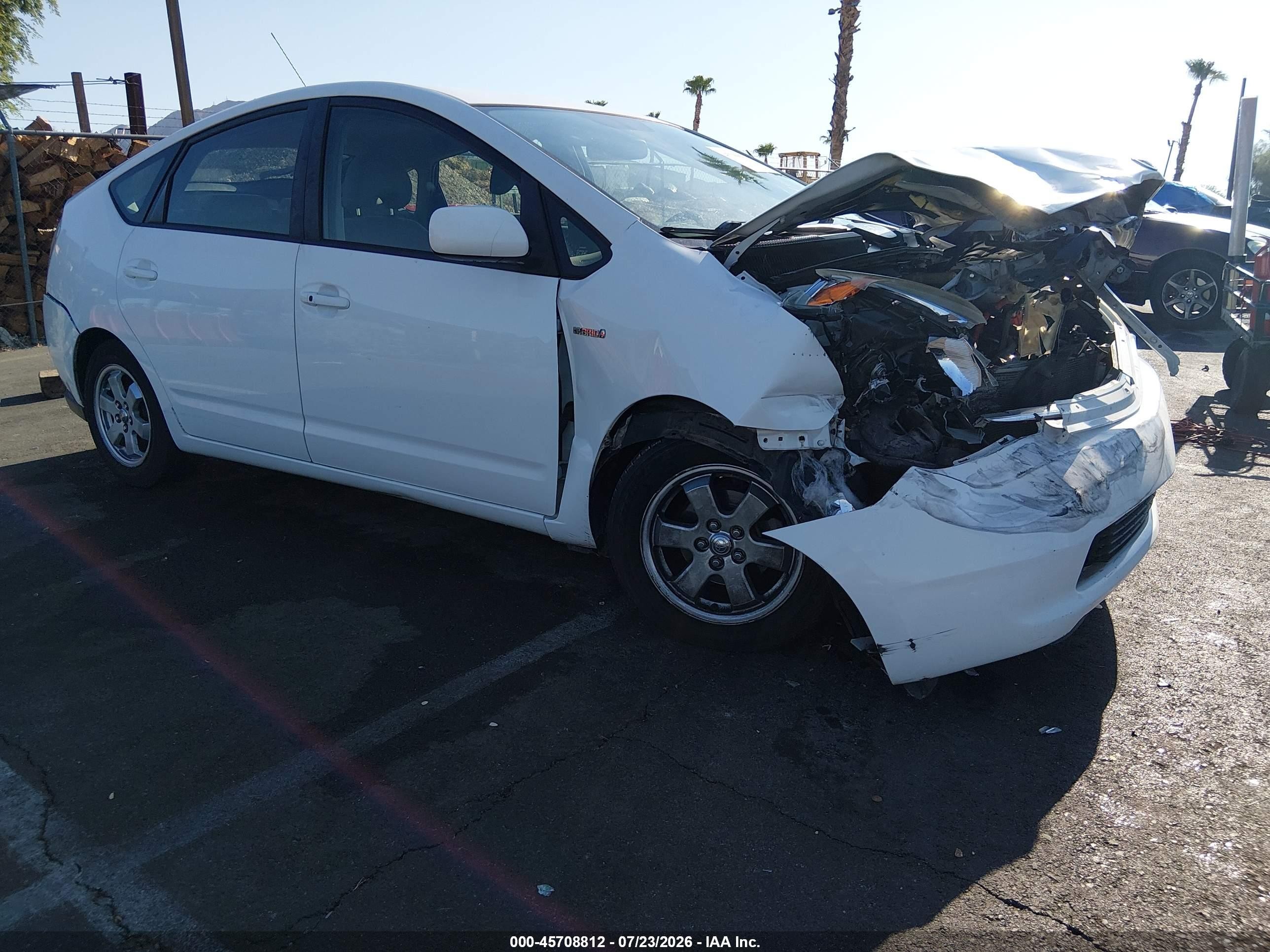 2007 Toyota Prius, VIN JTDKB20U177678159 — Front end
