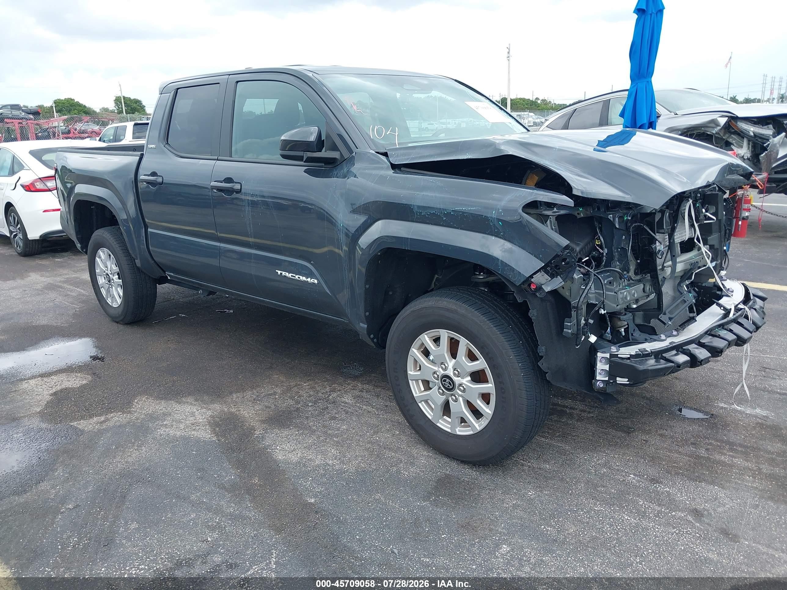 2026 Toyota Tacoma SR5, VIN 3TYKB5FNXTT035881 — Фото с аукциона
