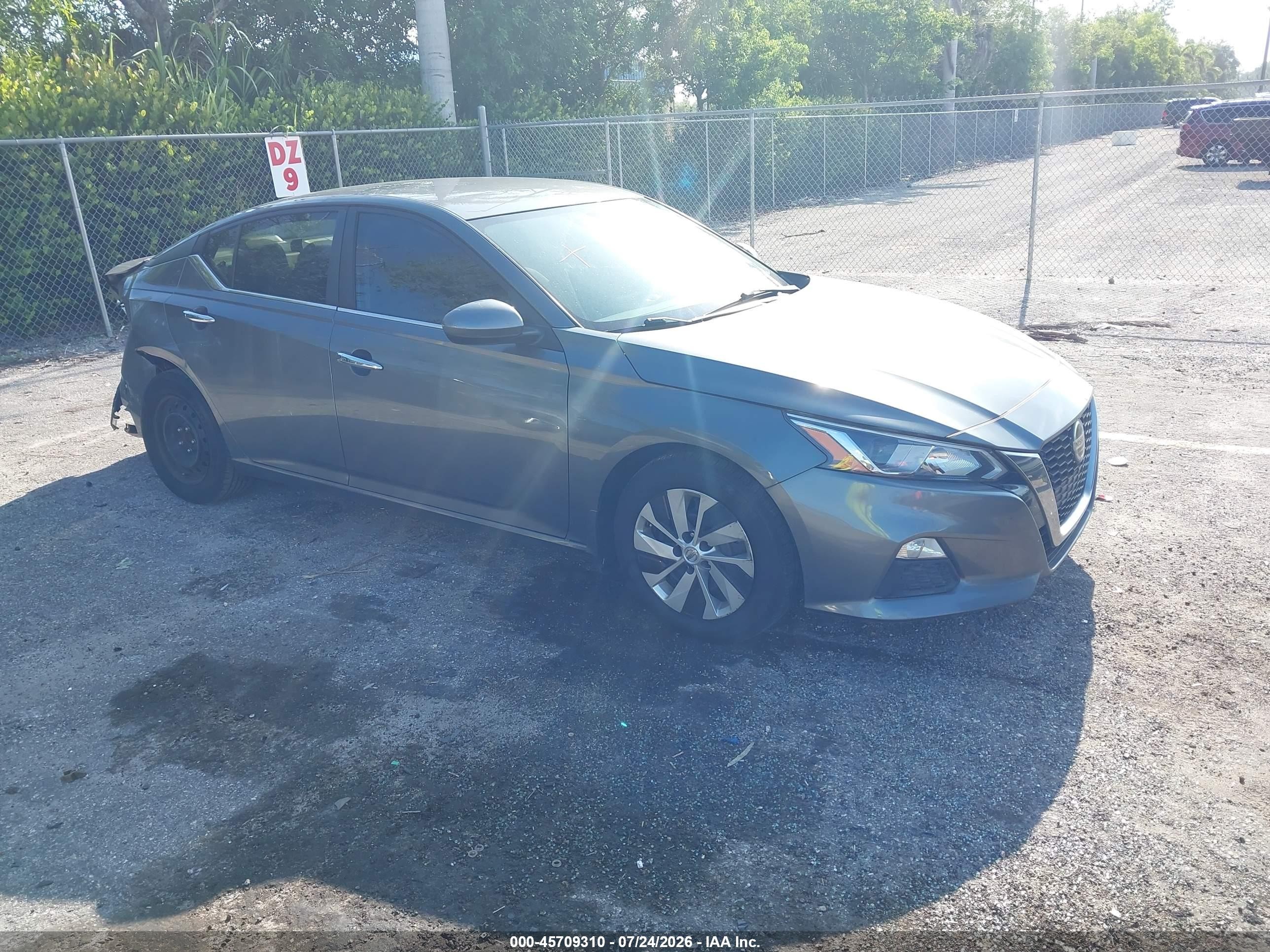 2021 Nissan Altima S, VIN 1N4BL4BV2MN327966 — Rear end