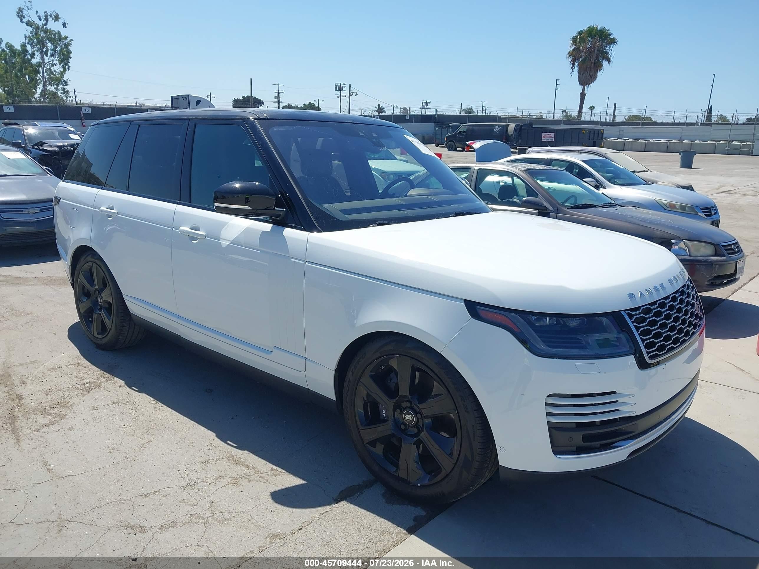 2018 Land Rover Range Rover HSE, VIN SALGS2SV2JA509301 — Normal wear