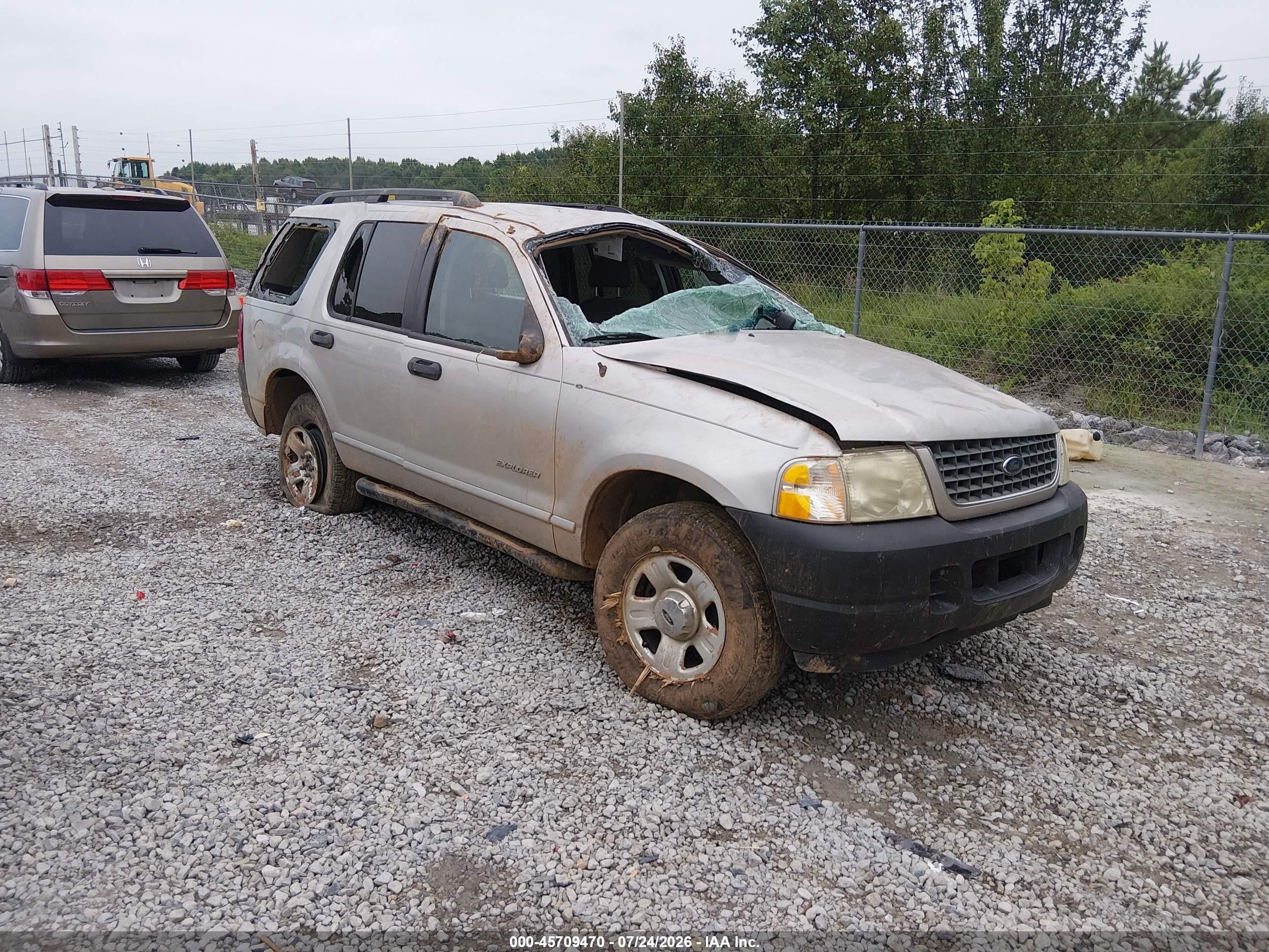2002 Ford Explorer XLS, VIN 1FMZU62K42UD31376 — Rollover