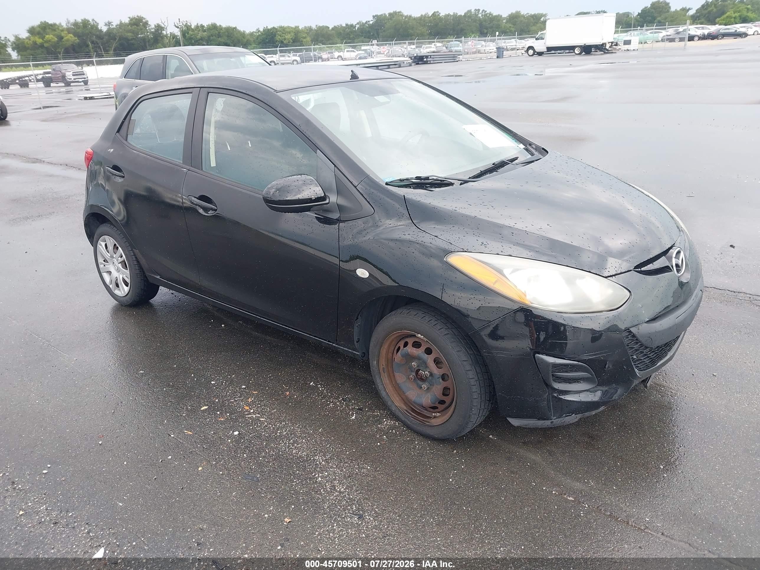 2013 Mazda 2 Sport, VIN JM1DE1KY2D0155277 — Front end