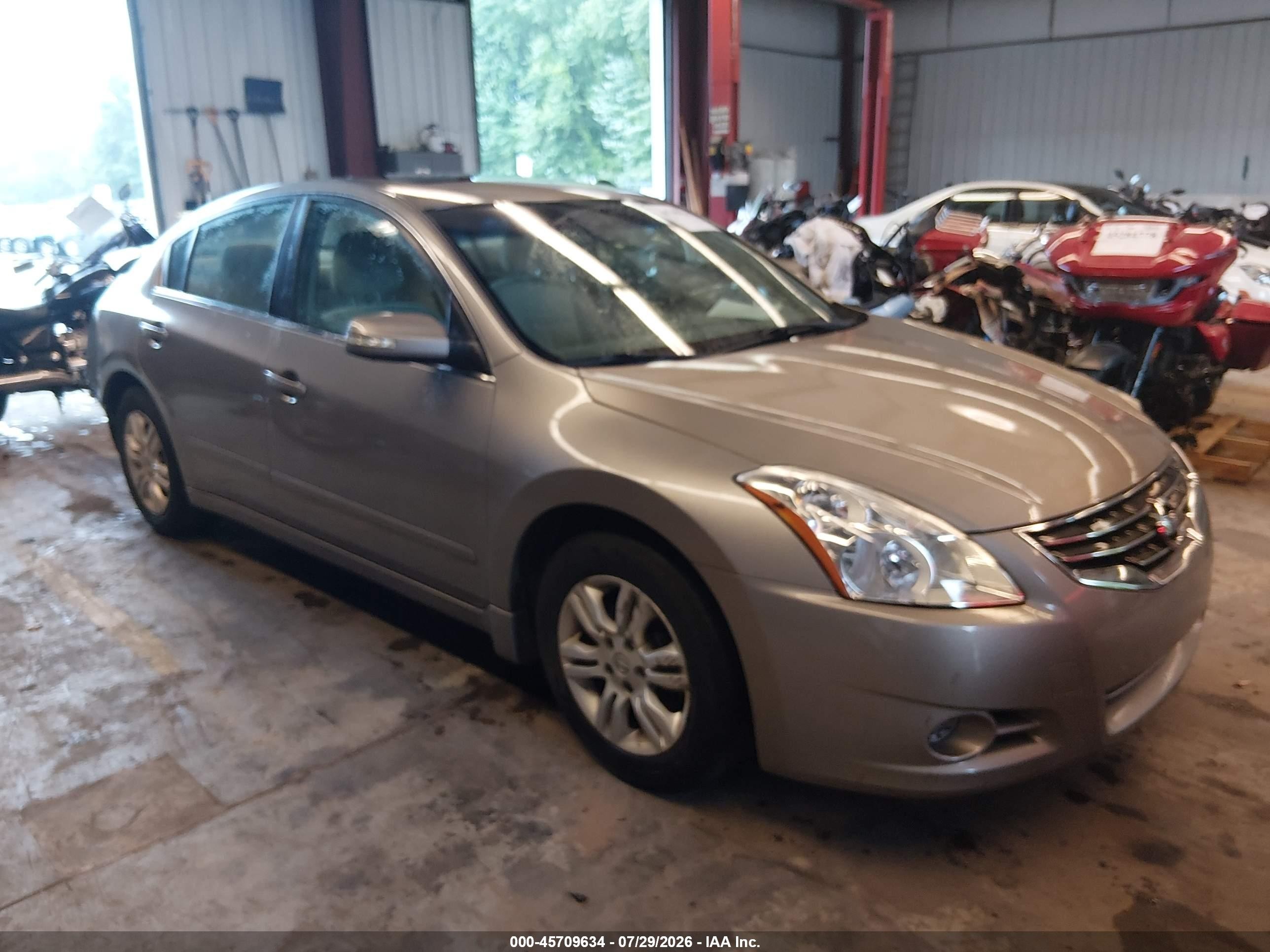 2011 Nissan Altima S, VIN 1N4AL2AP9BC138663 — Rear end