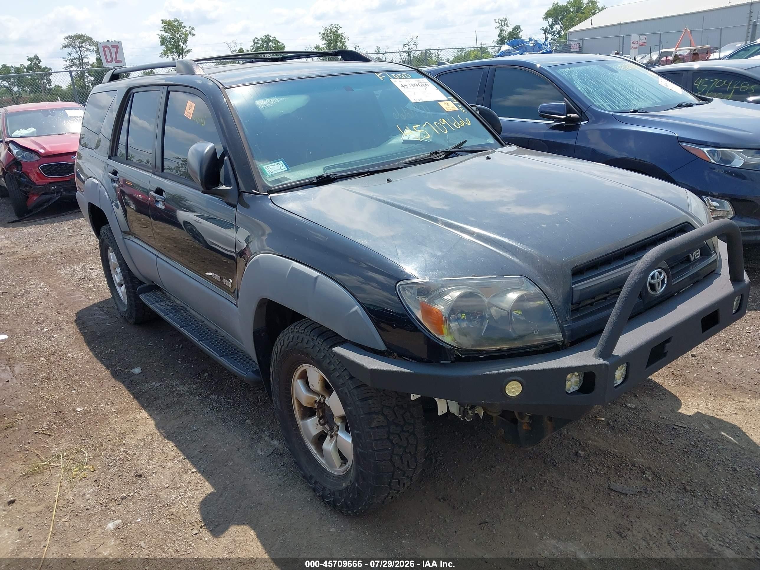 2003 Toyota 4Runner SR5, VIN JTEBT14R930020570 — Вода / потоп