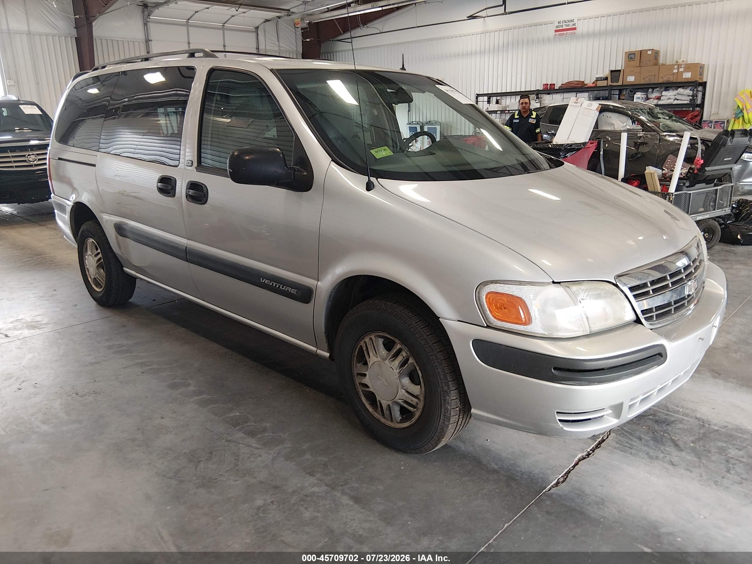 2002 Chevrolet Venture LS 1SC, VIN 1GNDX03E42D213699 — Normal wear