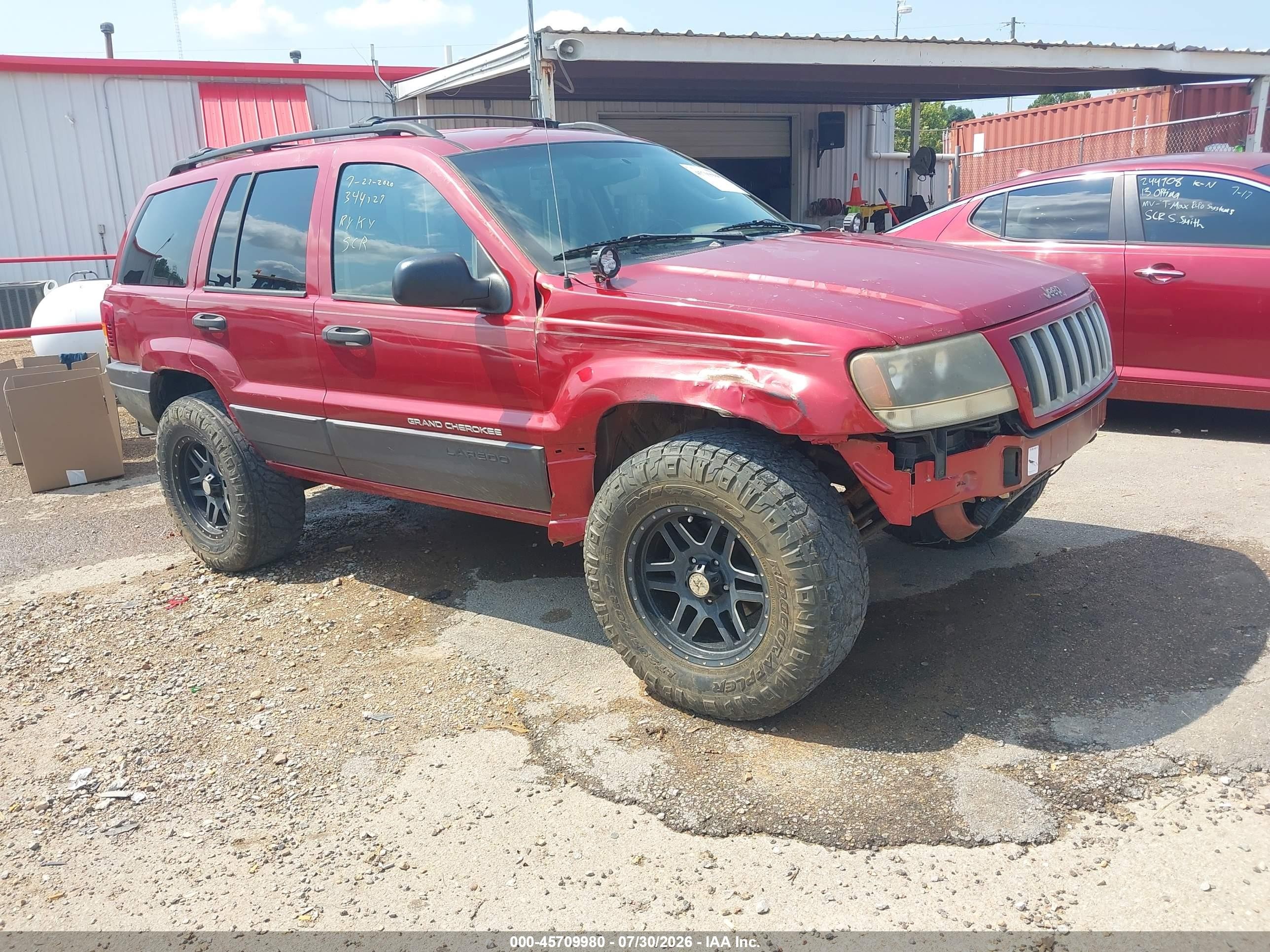 2004 Jeep Grand Cherokee Laredo, VIN 1J4GX48SX4C344327 — Зад